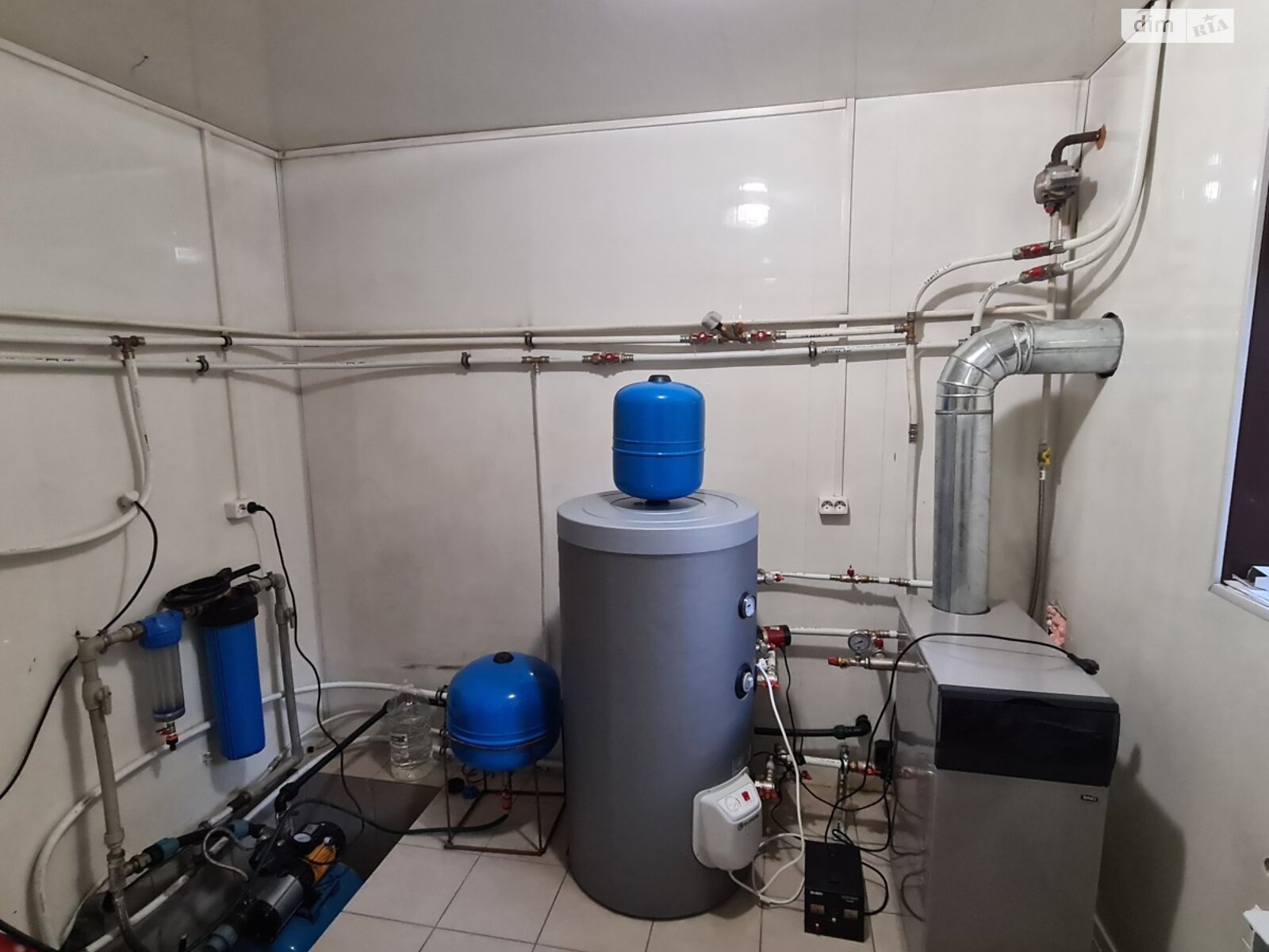 двухэтажный дом с гаражом, 265 кв. м, кирпич. Продажа в Вишенки фото 1 двухэтажный дом с гаражом, 265 кв. м, кирпич. Продажа в Вишенки фото 1