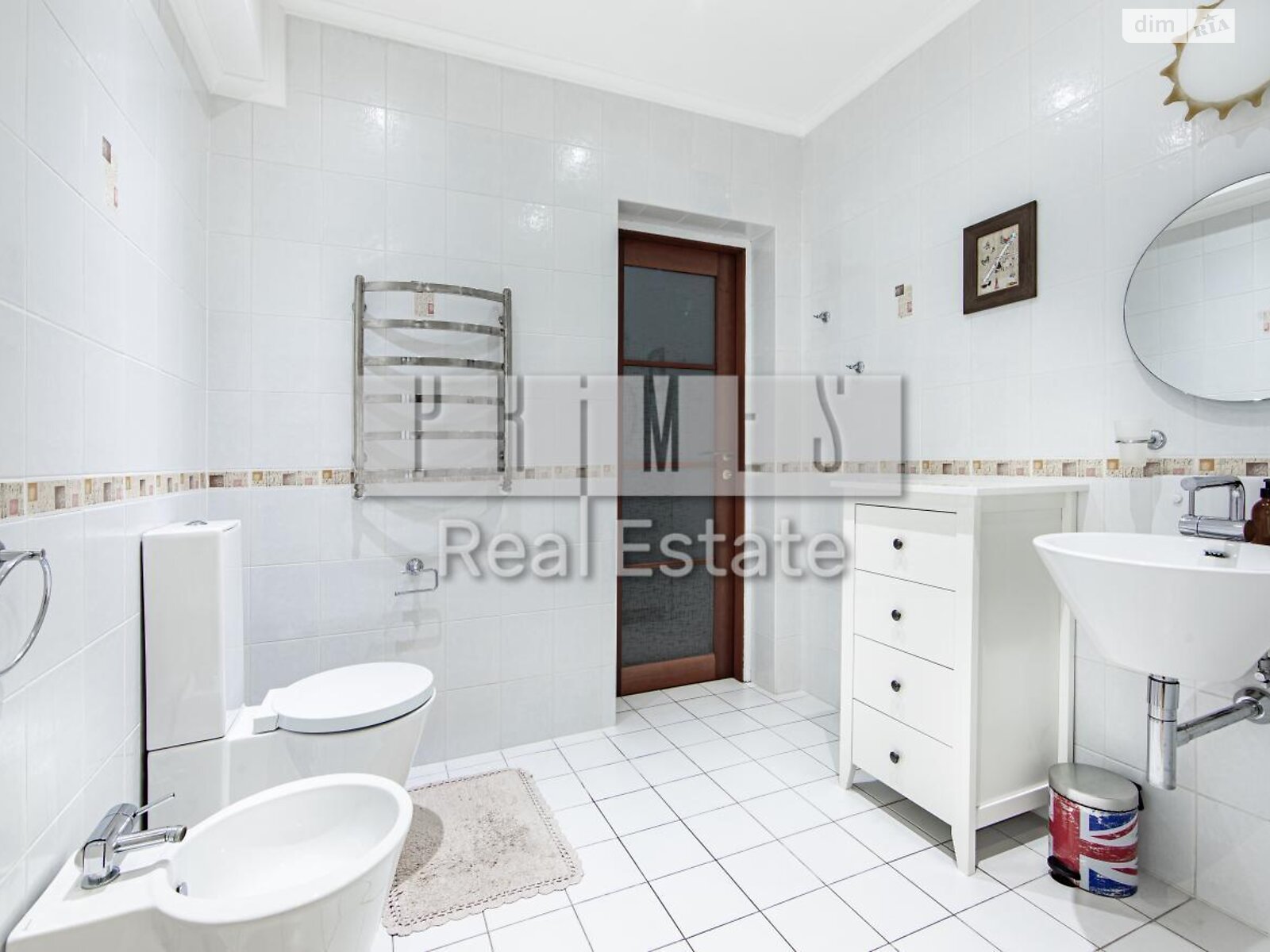 трехэтажный дом без мебели, 303 кв. м, кирпич. Продажа в Вишенки фото 1 трехэтажный дом без мебели, 303 кв. м, кирпич. Продажа в Вишенки фото 1