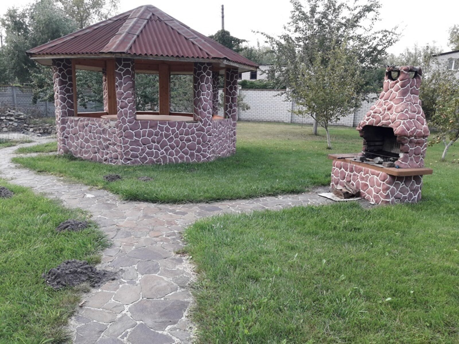 двухэтажный дом беседка, 230 кв. м, кирпич. Продажа в Вишенки фото 1