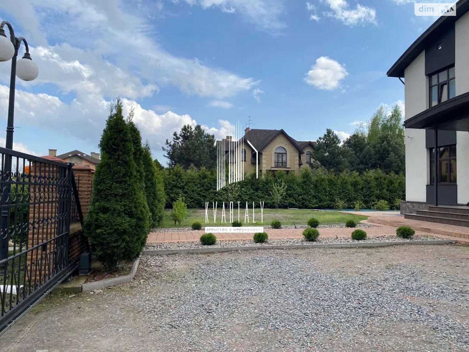 двоповерховий будинок з опаленням, 400 кв. м, цегла. Продаж у Вишеньках фото 1 двоповерховий будинок з опаленням, 400 кв. м, цегла. Продаж у Вишеньках фото 1