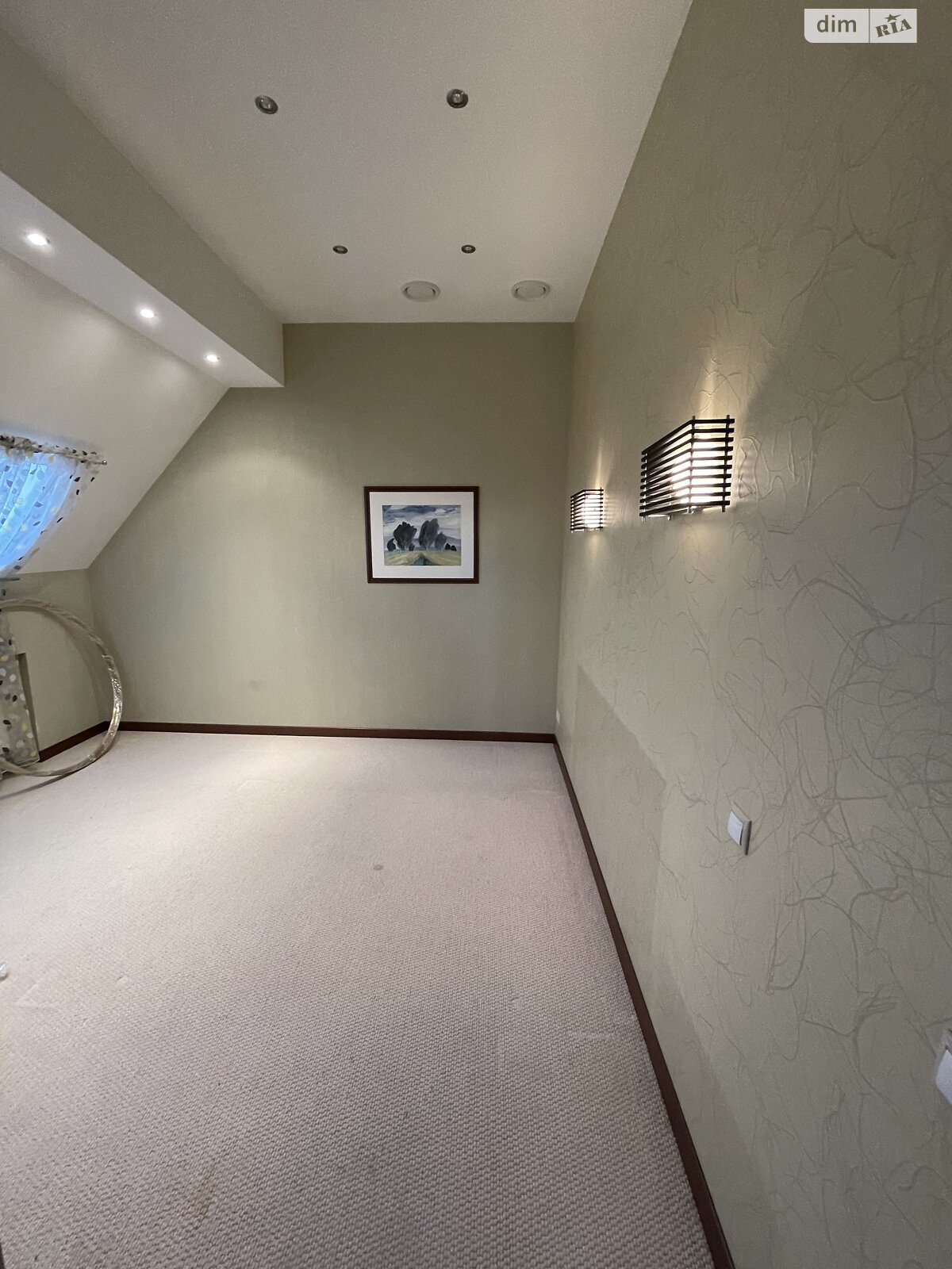 триповерховий будинок з верандою, 301.2 кв. м, цегла. Продаж у Вишеньках фото 1 триповерховий будинок з верандою, 301.2 кв. м, цегла. Продаж у Вишеньках фото 1