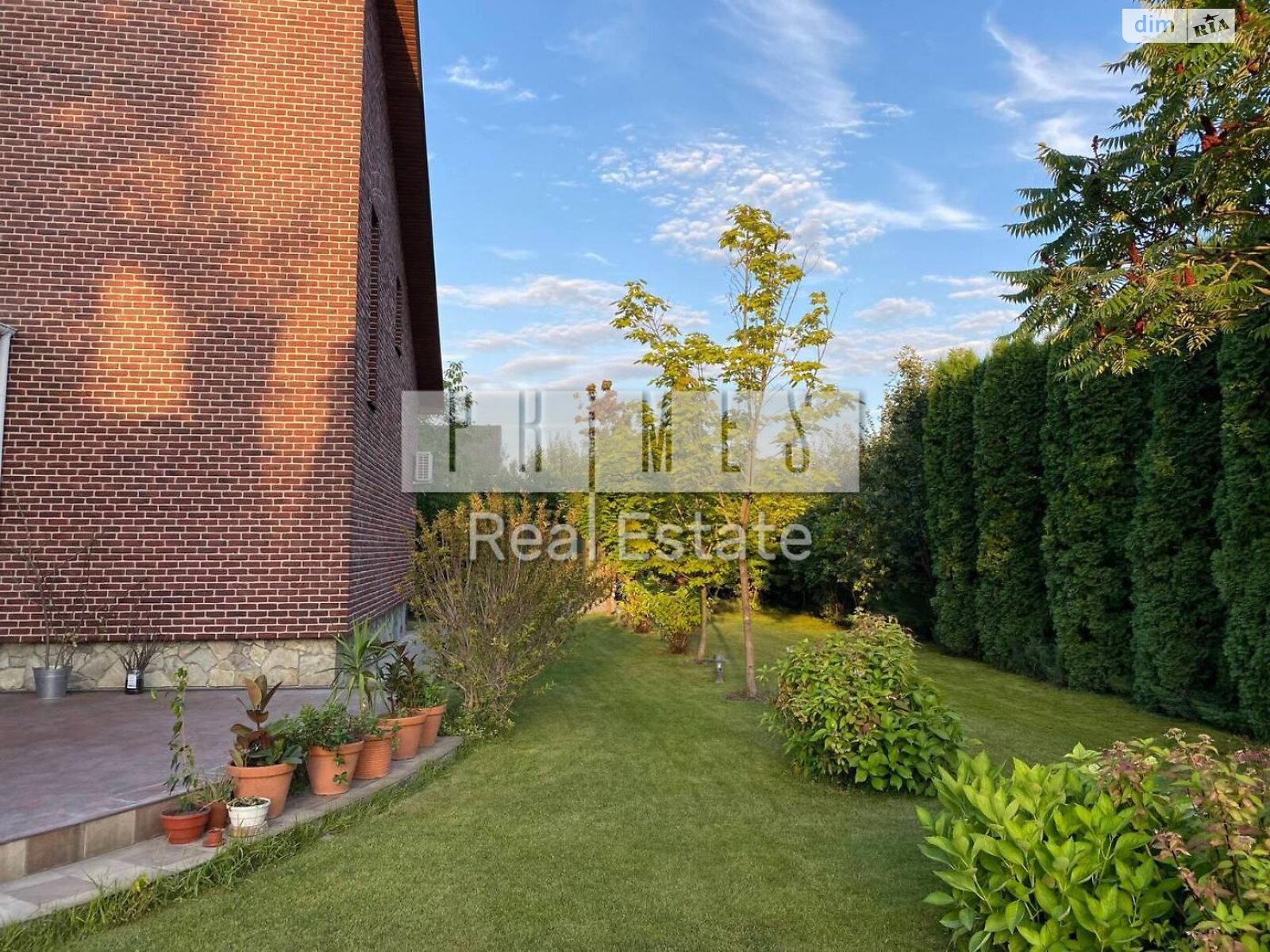 двухэтажный дом с верандой, 186.3 кв. м, кирпич. Продажа в Вишенки фото 1