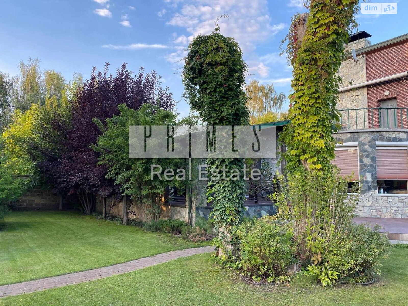 двухэтажный дом с верандой, 186.3 кв. м, кирпич. Продажа в Вишенки фото 1