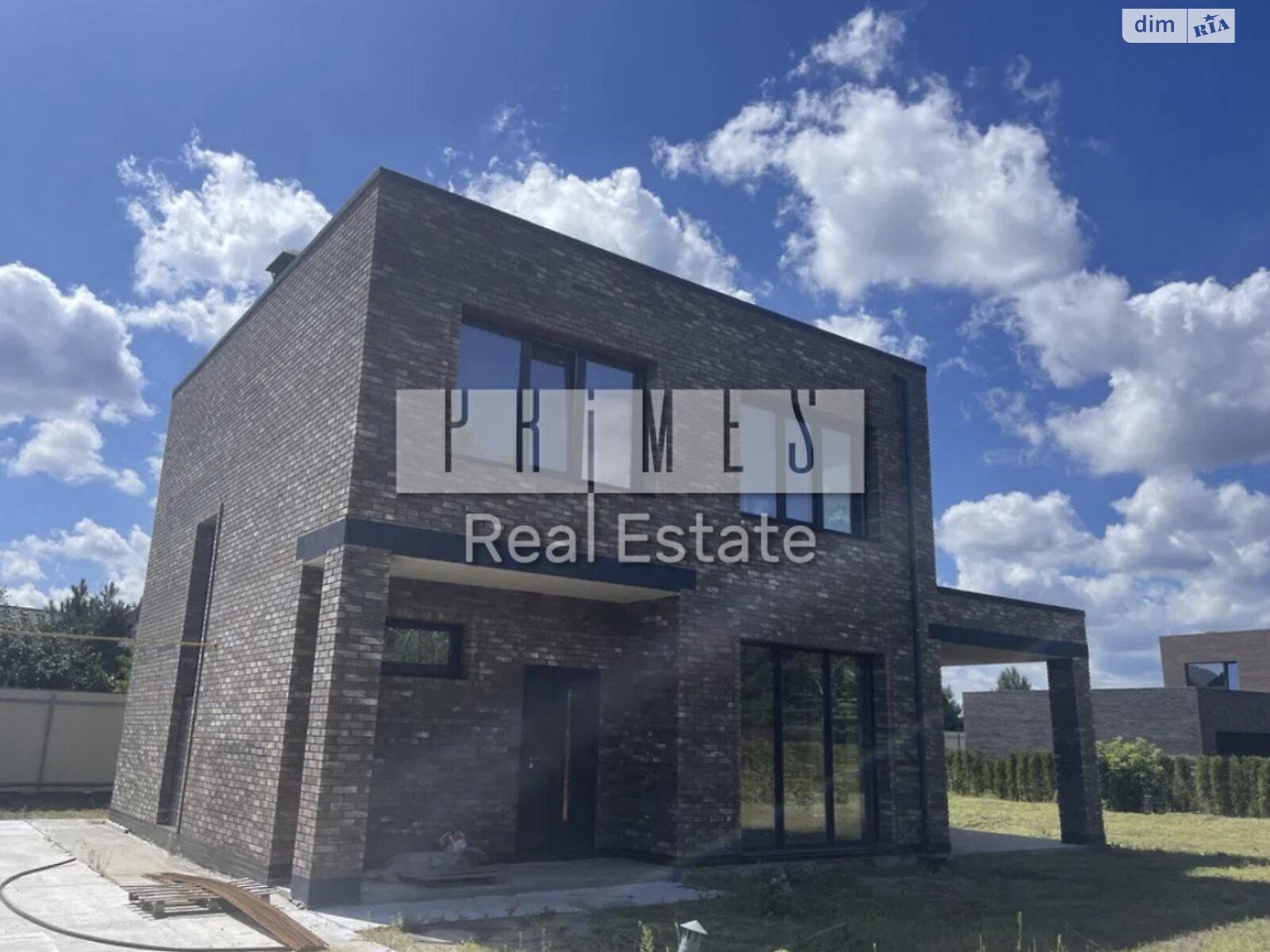 двухэтажный дом, 170 кв. м, кирпич. Продажа в Вишенки фото 1