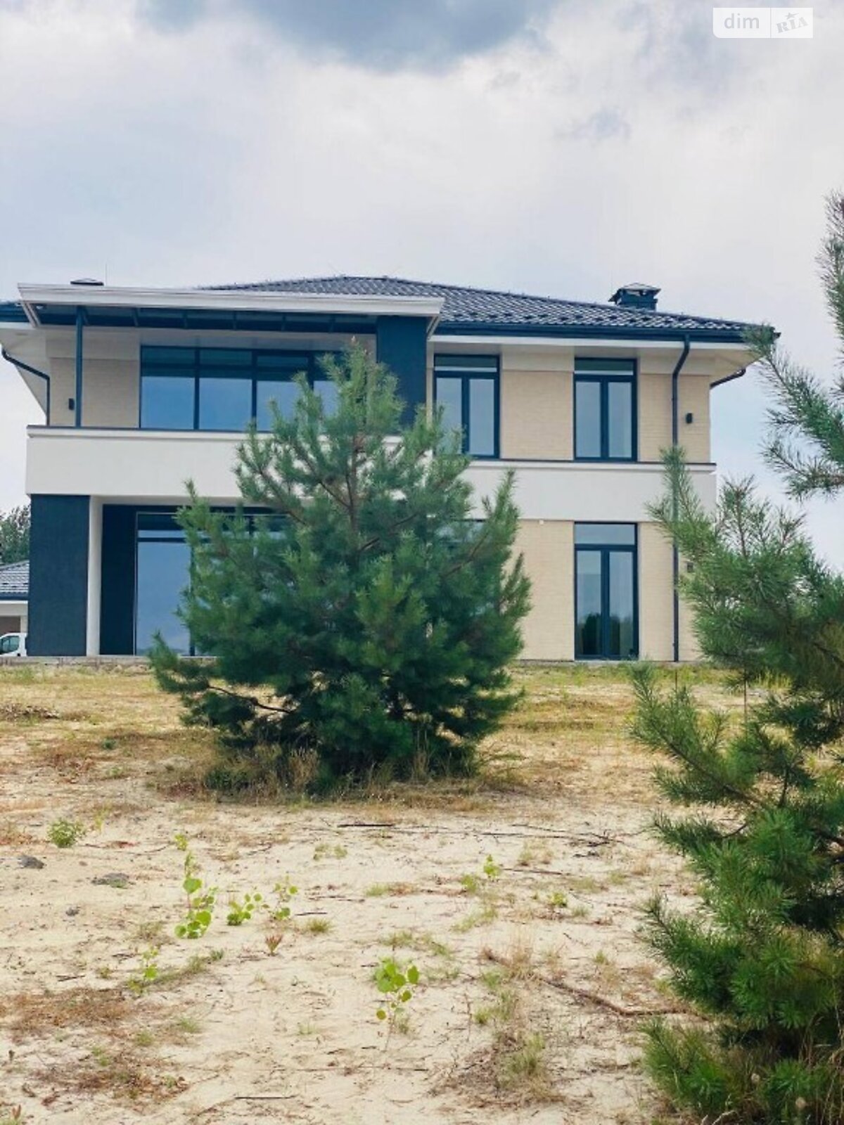 двухэтажный дом, 280 кв. м, кирпич. Продажа в Вишенки фото 1 двухэтажный дом, 280 кв. м, кирпич. Продажа в Вишенки фото 1