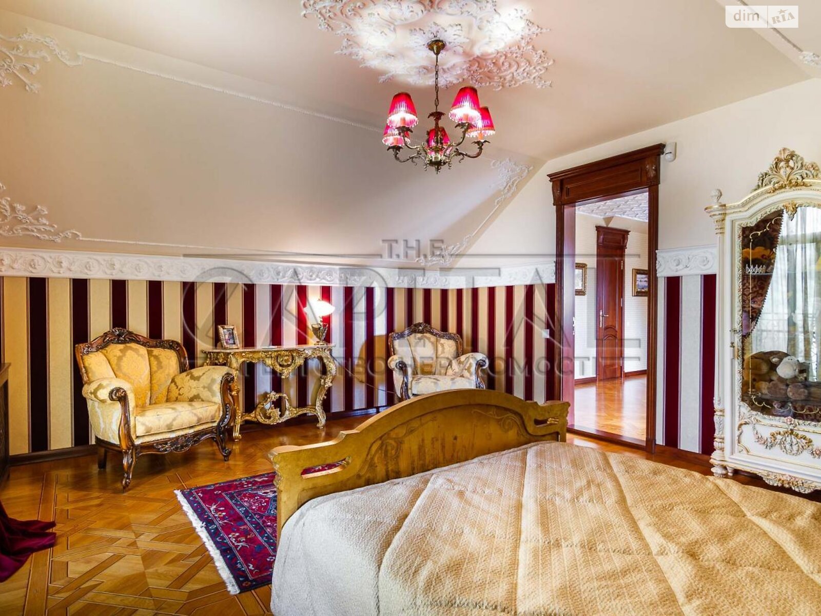 трехэтажный дом, 680 кв. м, кирпич. Продажа в Вишенки фото 1 трехэтажный дом, 680 кв. м, кирпич. Продажа в Вишенки фото 1
