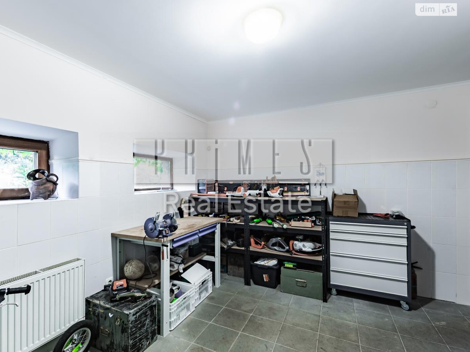 триповерховий будинок з верандою, 456.8 кв. м, цегла. Продаж у Вишеньках фото 1 триповерховий будинок з верандою, 456.8 кв. м, цегла. Продаж у Вишеньках фото 1