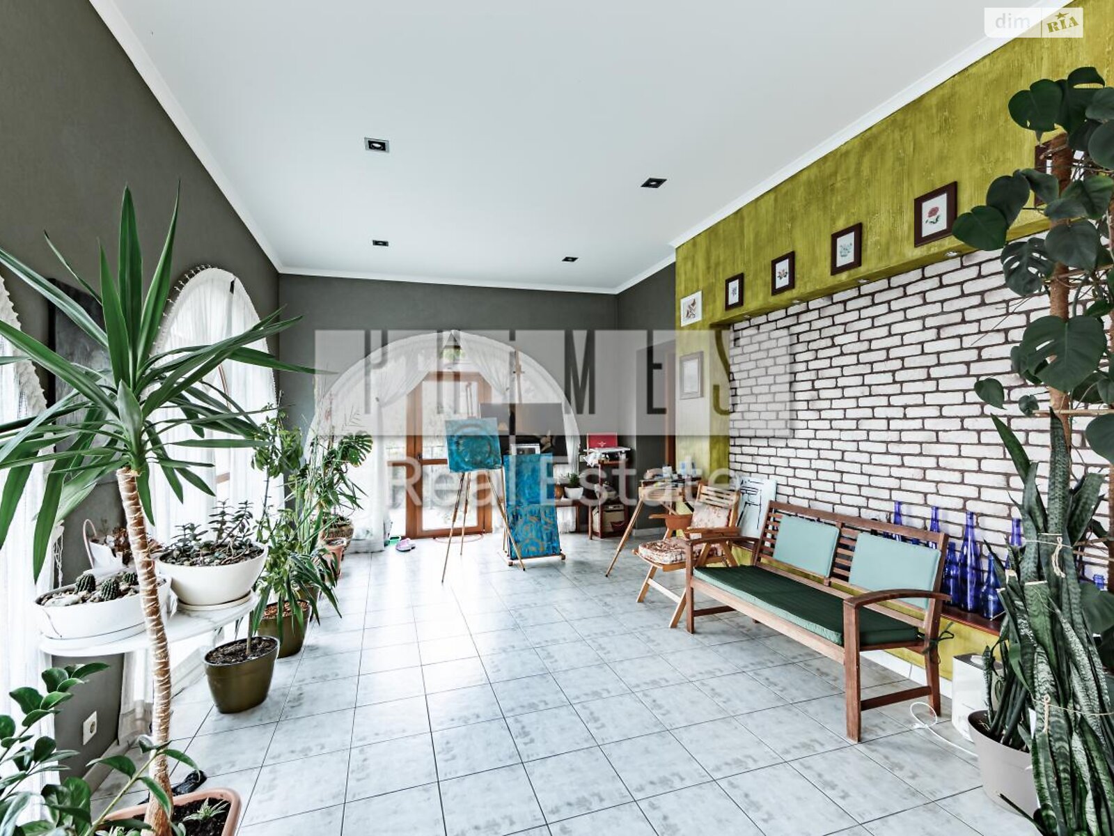 триповерховий будинок з верандою, 456.8 кв. м, цегла. Продаж у Вишеньках фото 1 триповерховий будинок з верандою, 456.8 кв. м, цегла. Продаж у Вишеньках фото 1