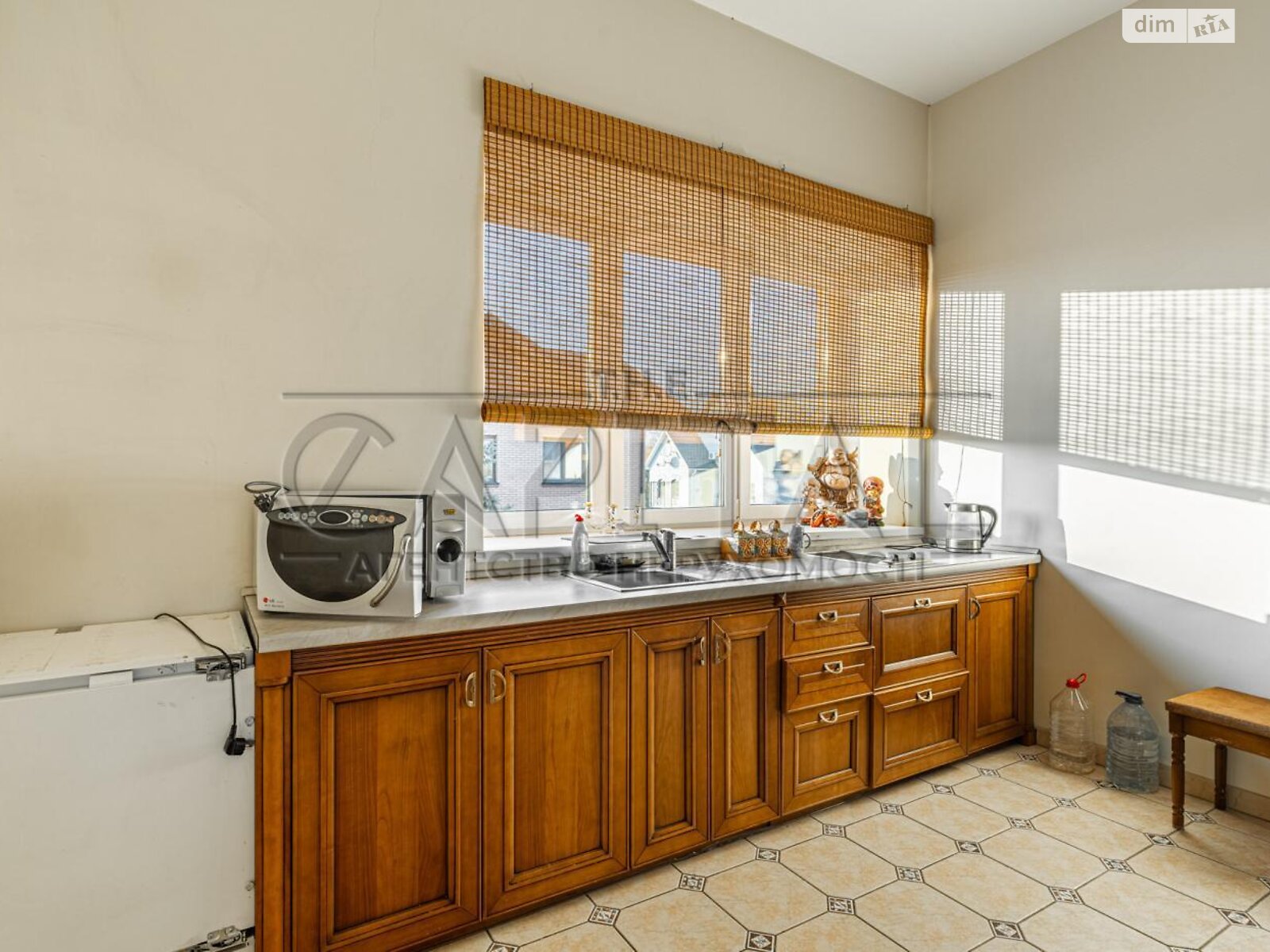 двоповерховий будинок з гаражем, 735 кв. м, цегла. Продаж у Вишеньках фото 1