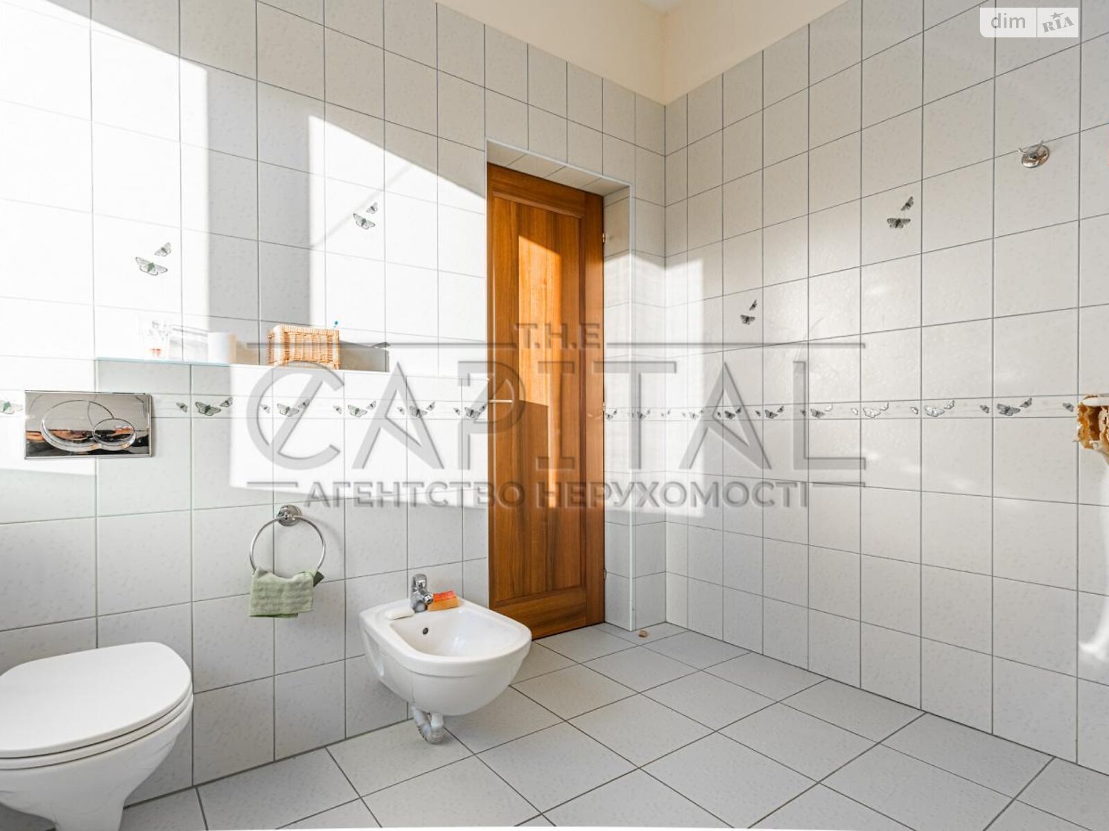 двоповерховий будинок з гаражем, 735 кв. м, цегла. Продаж у Вишеньках фото 1