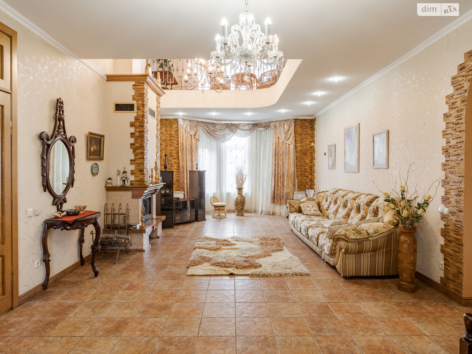 двухэтажный дом, 395.4 кв. м, кирпич. Продажа в Вишенки фото 1