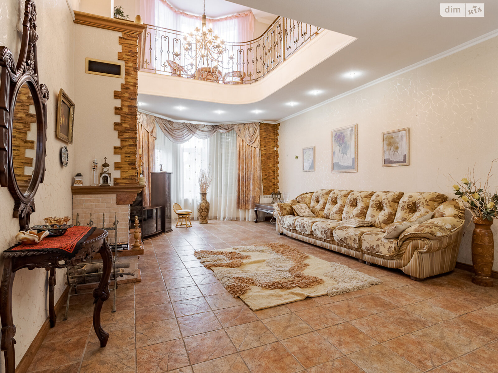 двухэтажный дом, 395.4 кв. м, кирпич. Продажа в Вишенки фото 1