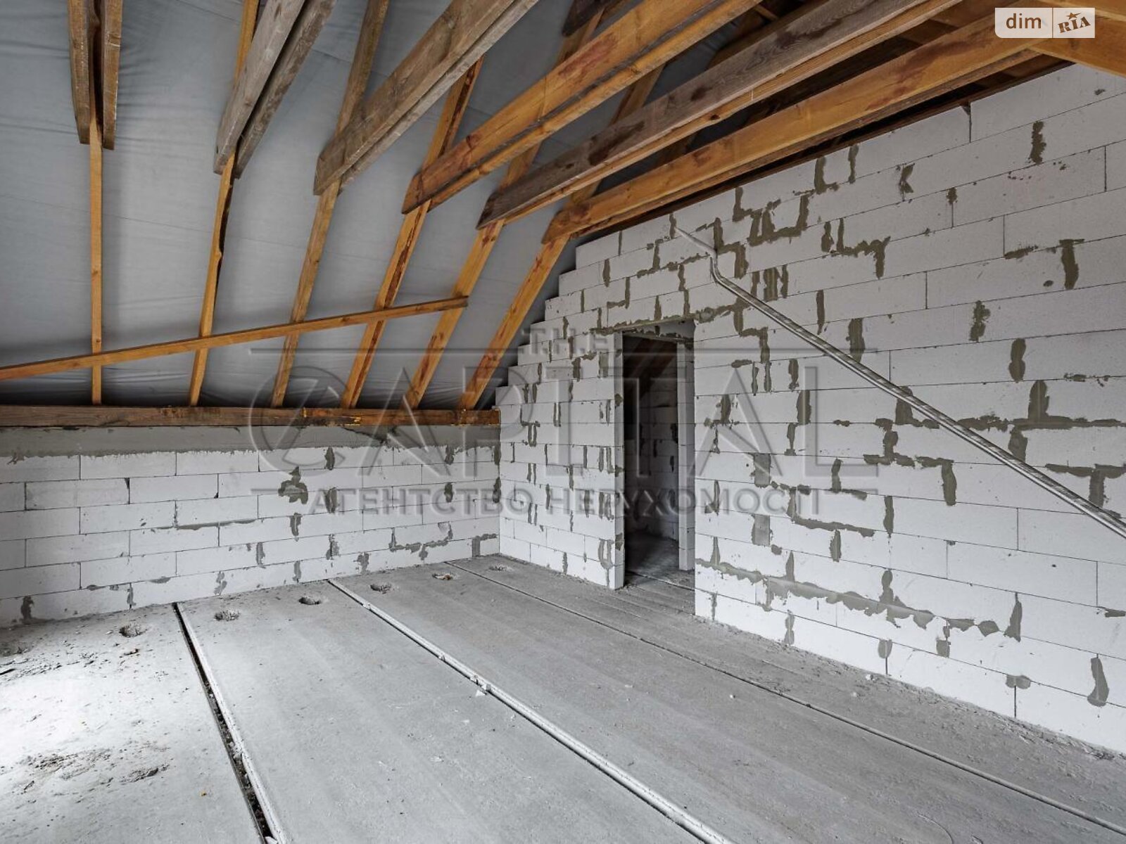 двухэтажный дом с ремонтом, 127 кв. м, кирпич. Продажа в Вишенки фото 1