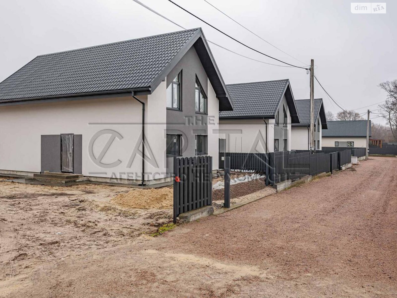 двухэтажный дом с ремонтом, 127 кв. м, кирпич. Продажа в Вишенки фото 1