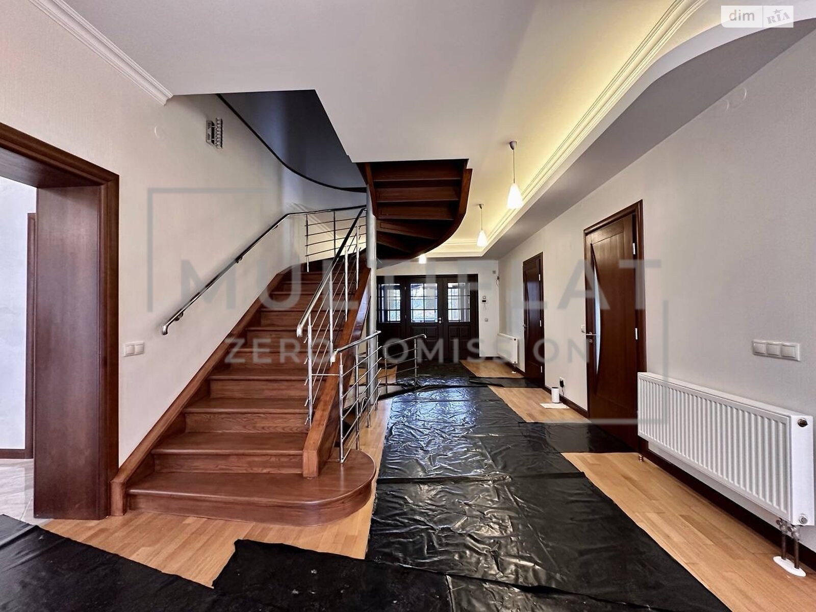 триповерховий будинок з гаражем, 495.8 кв. м, цегла. Продаж у Вишеньках фото 1 триповерховий будинок з гаражем, 495.8 кв. м, цегла. Продаж у Вишеньках фото 1