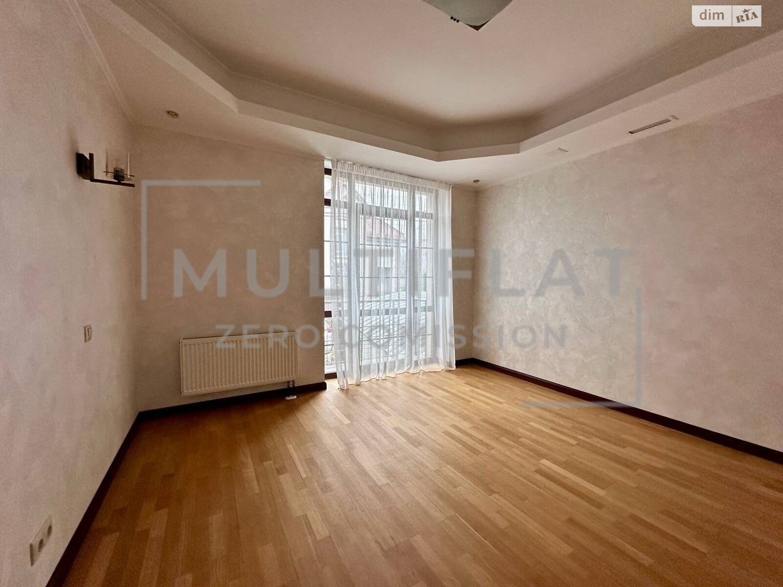 триповерховий будинок з гаражем, 495.8 кв. м, цегла. Продаж у Вишеньках фото 1 триповерховий будинок з гаражем, 495.8 кв. м, цегла. Продаж у Вишеньках фото 1