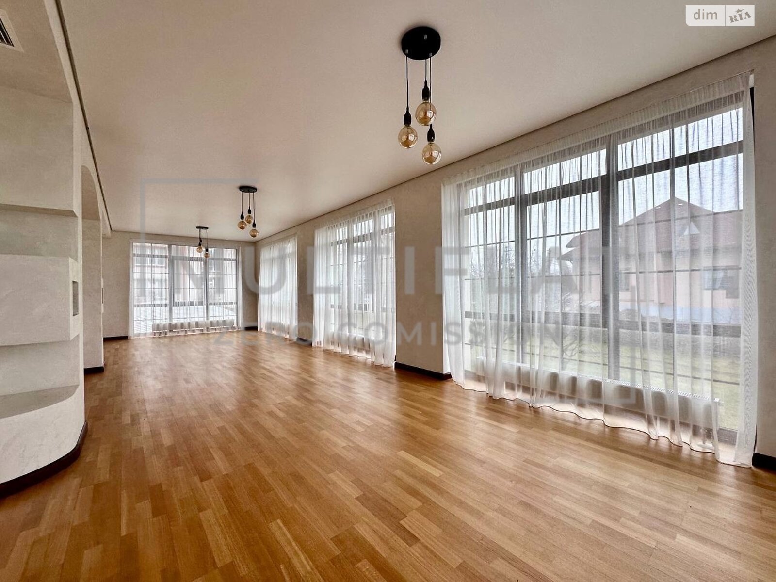 триповерховий будинок з гаражем, 495.8 кв. м, цегла. Продаж у Вишеньках фото 1 триповерховий будинок з гаражем, 495.8 кв. м, цегла. Продаж у Вишеньках фото 1