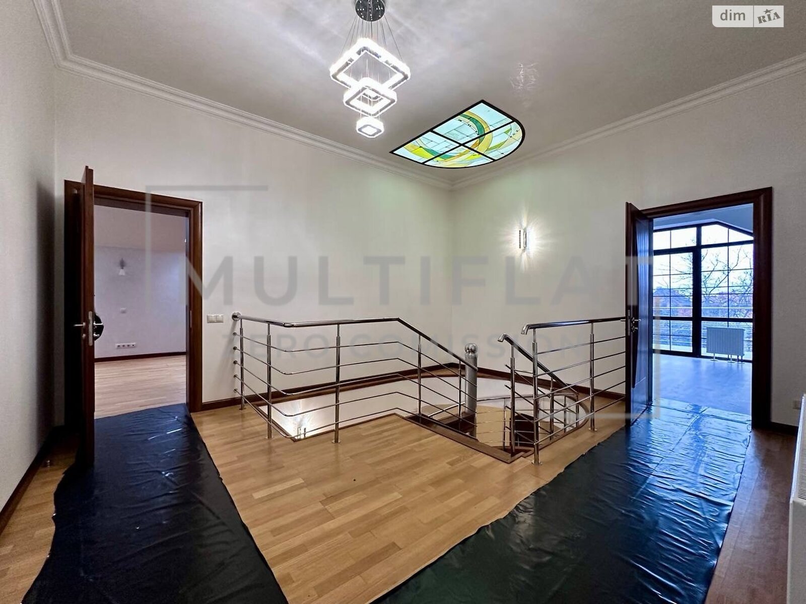 триповерховий будинок з гаражем, 495.8 кв. м, цегла. Продаж у Вишеньках фото 1 триповерховий будинок з гаражем, 495.8 кв. м, цегла. Продаж у Вишеньках фото 1