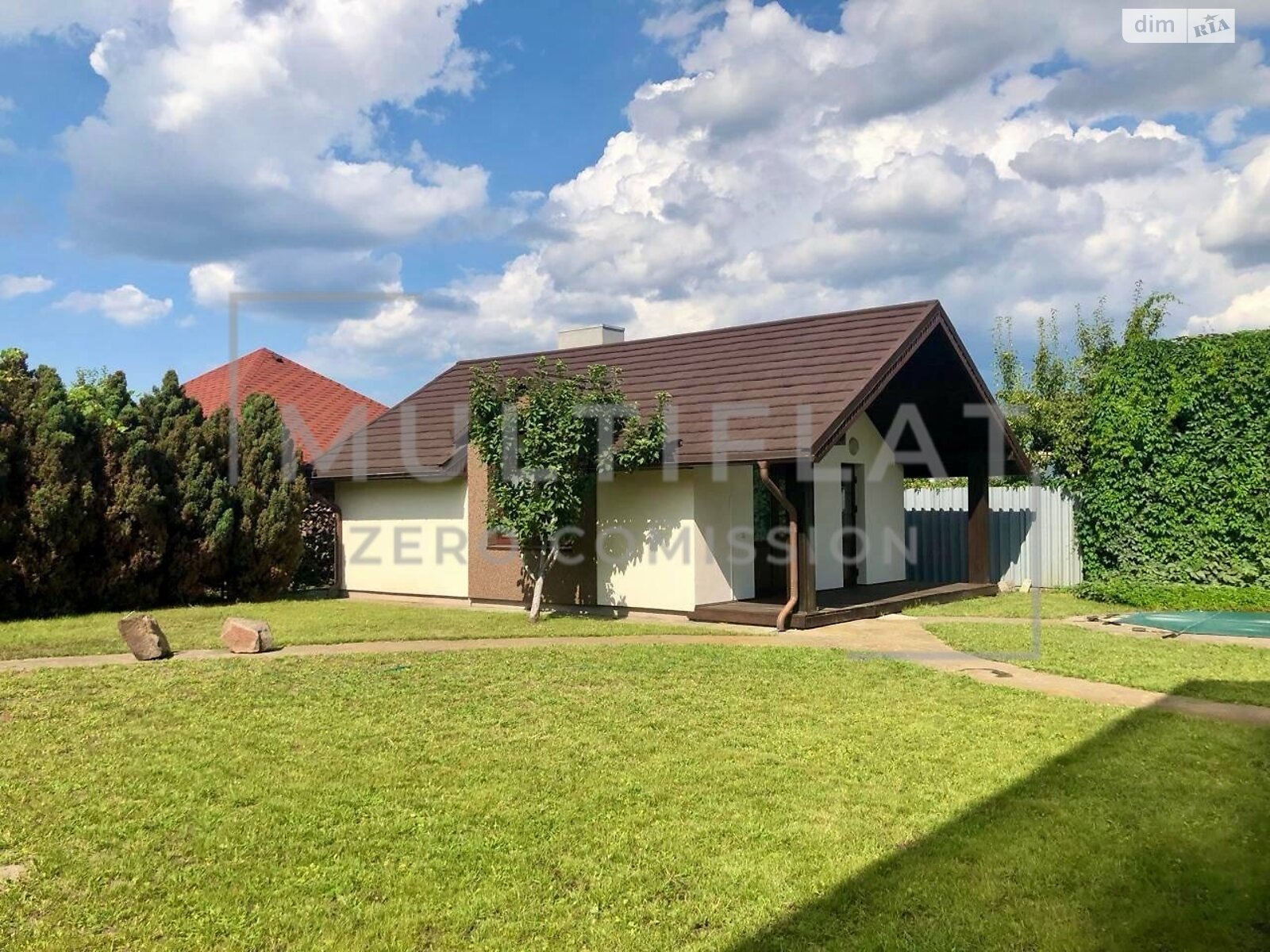 триповерховий будинок з гаражем, 495.8 кв. м, цегла. Продаж у Вишеньках фото 1 триповерховий будинок з гаражем, 495.8 кв. м, цегла. Продаж у Вишеньках фото 1