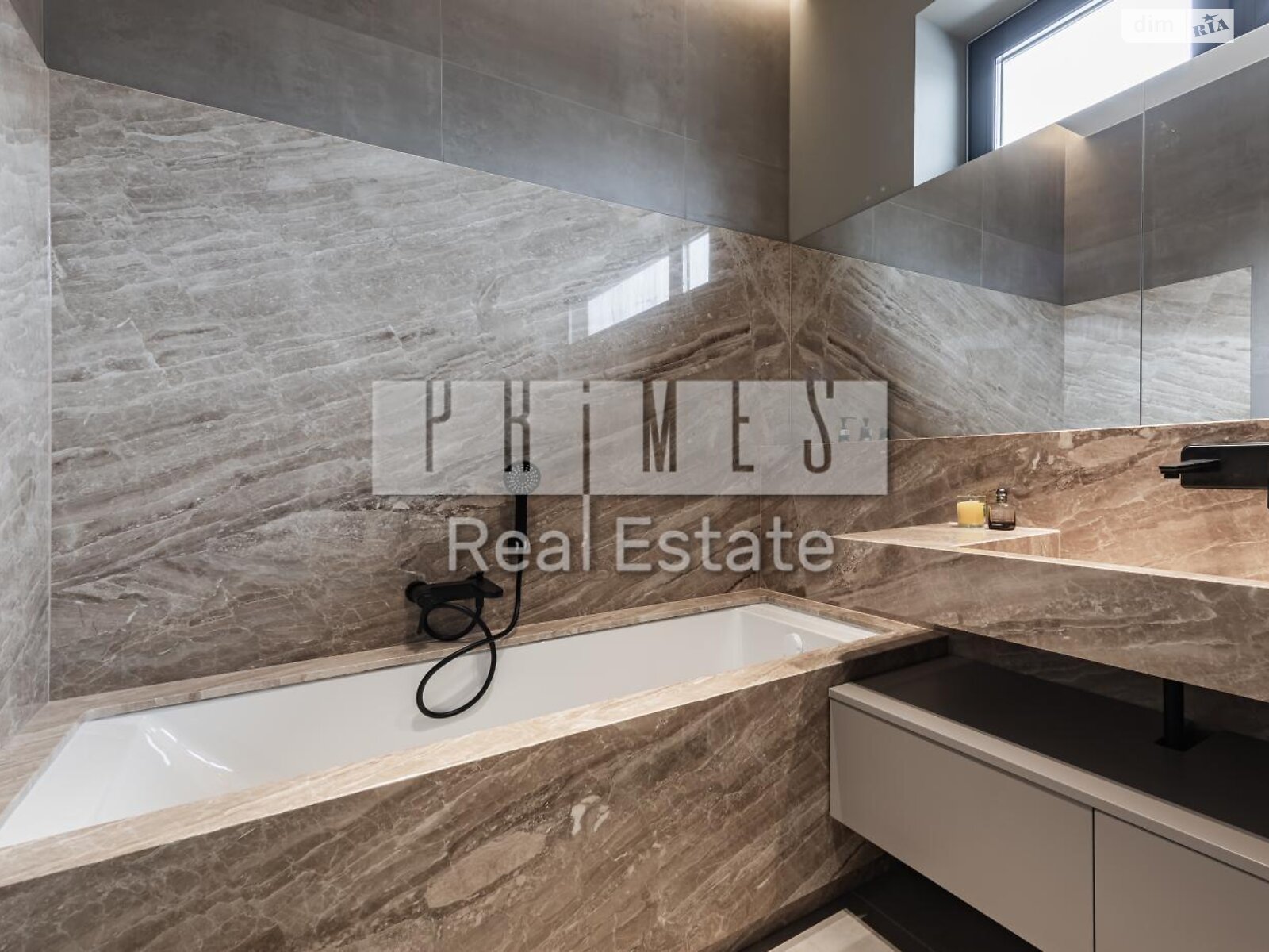двухэтажный дом, 227.4 кв. м, кирпич. Продажа в Вишенки фото 1 двухэтажный дом, 227.4 кв. м, кирпич. Продажа в Вишенки фото 1