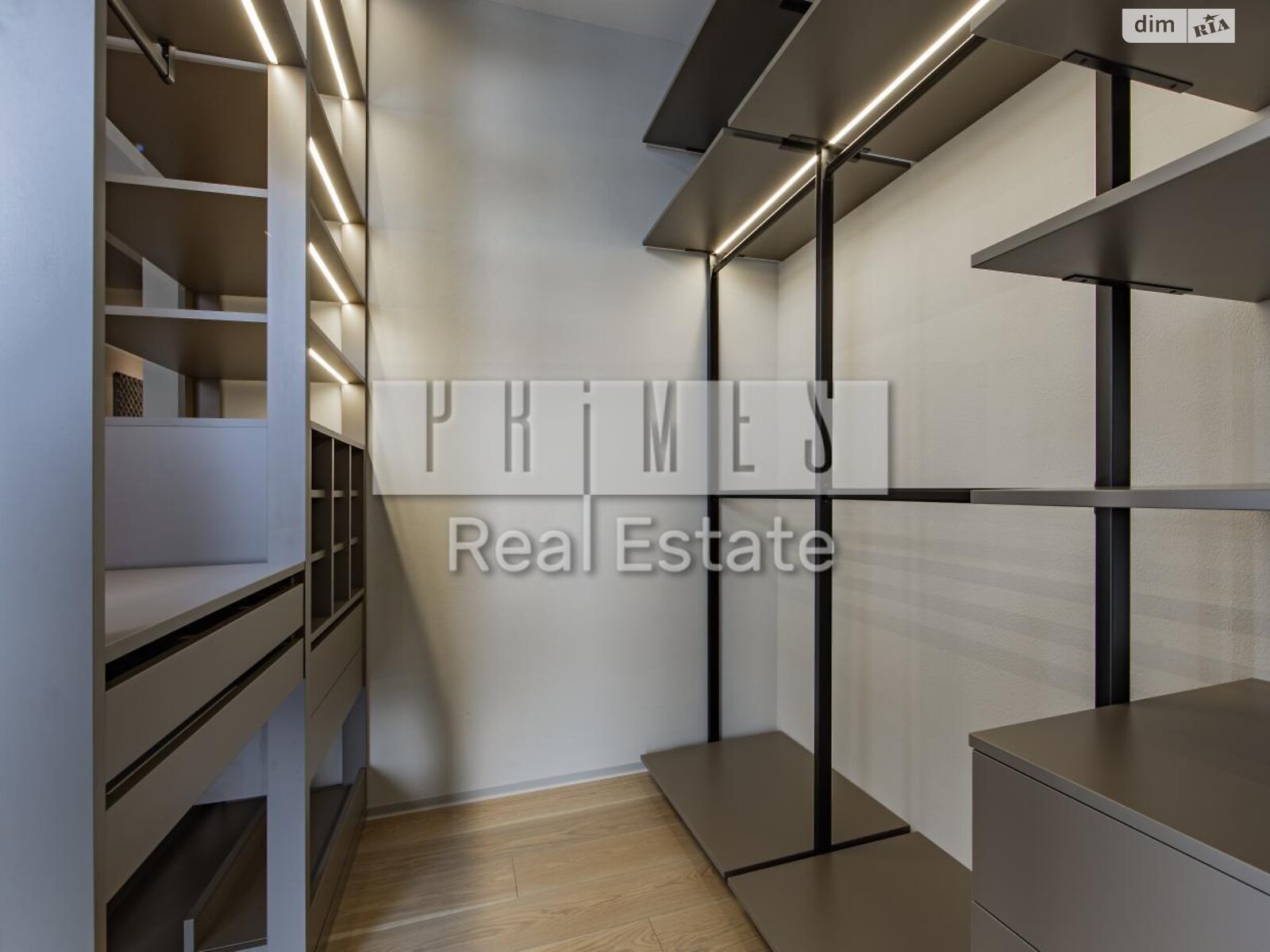 двухэтажный дом с гаражом, 227.4 кв. м, кирпич. Продажа в Вишенки фото 1 двухэтажный дом с гаражом, 227.4 кв. м, кирпич. Продажа в Вишенки фото 1