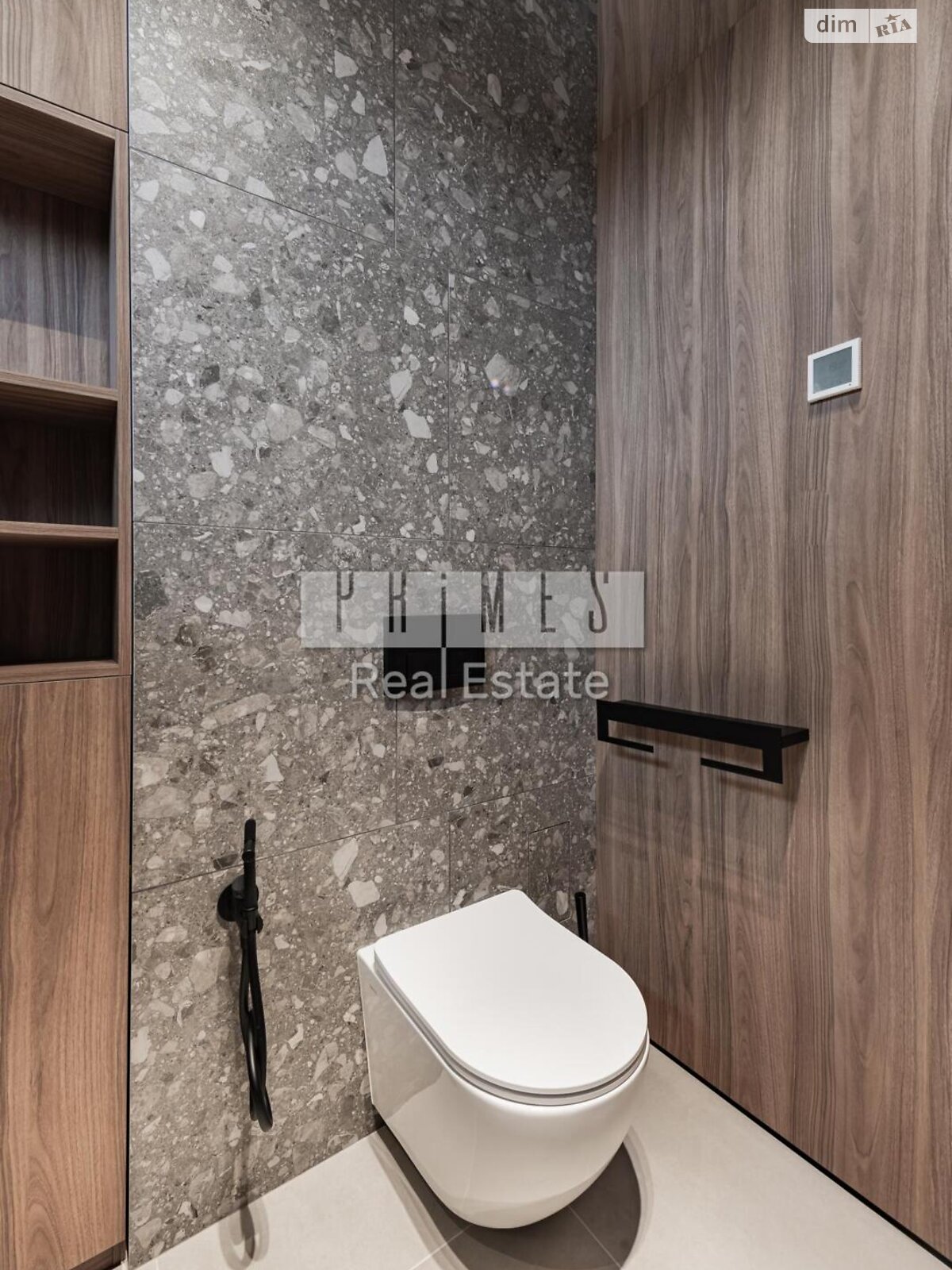 двухэтажный дом с гаражом, 227.4 кв. м, кирпич. Продажа в Вишенки фото 1 двухэтажный дом с гаражом, 227.4 кв. м, кирпич. Продажа в Вишенки фото 1