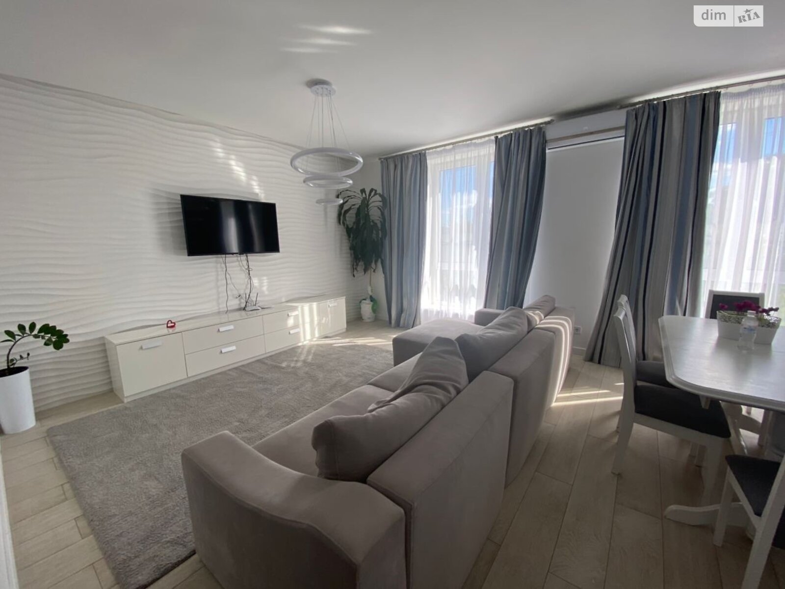 двухэтажный дом с гаражом, 147.2 кв. м, пеноблок. Продажа в Вишневом фото 1 двухэтажный дом с гаражом, 147.2 кв. м, пеноблок. Продажа в Вишневом фото 1