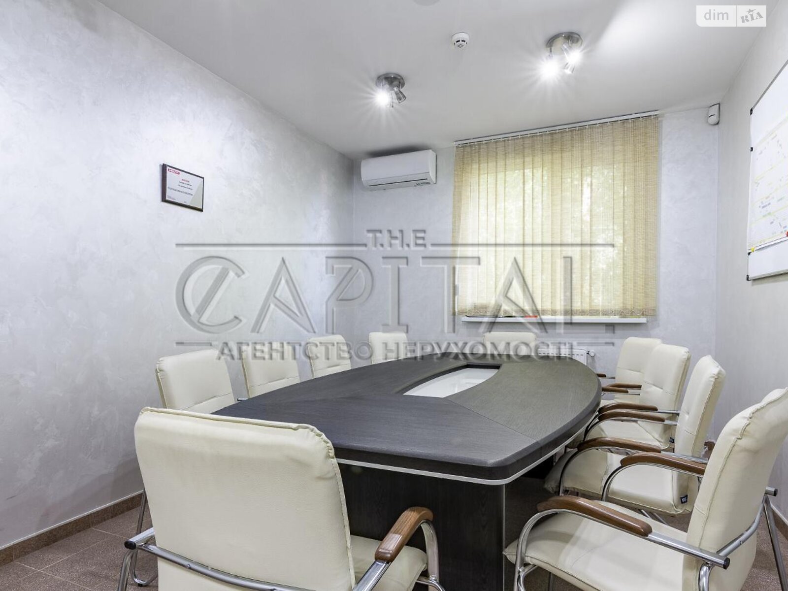 трехэтажный дом с балконом, 783.3 кв. м, кирпич. Продажа в Вишневом фото 1 трехэтажный дом с балконом, 783.3 кв. м, кирпич. Продажа в Вишневом фото 1