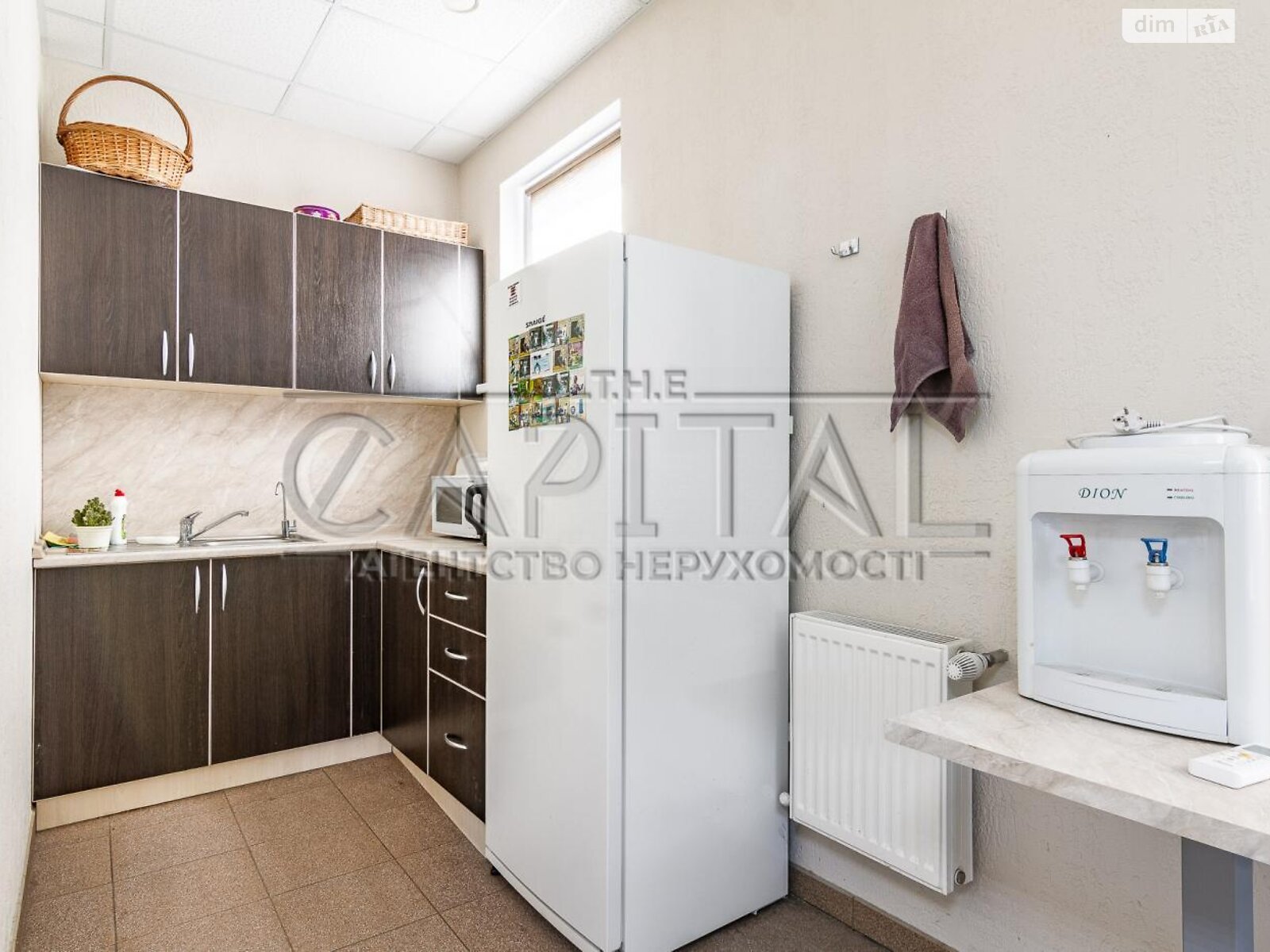 трехэтажный дом с балконом, 783.3 кв. м, кирпич. Продажа в Вишневом фото 1 трехэтажный дом с балконом, 783.3 кв. м, кирпич. Продажа в Вишневом фото 1