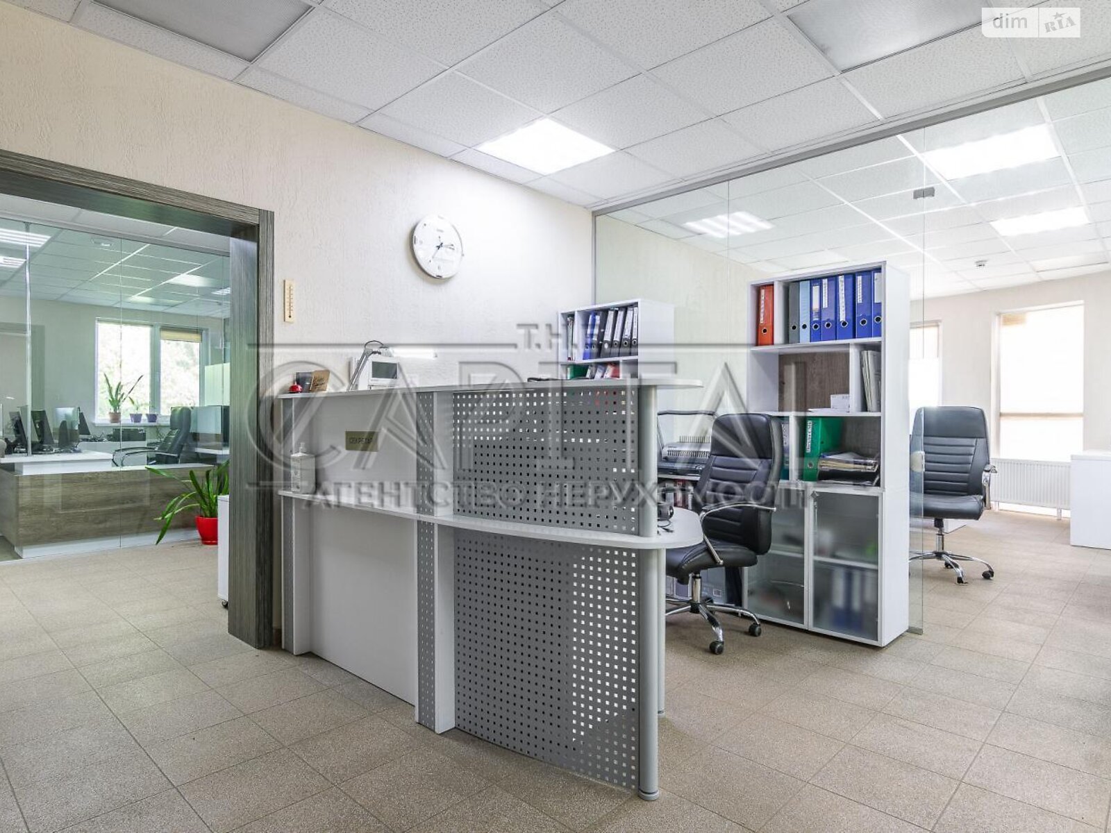 трехэтажный дом с балконом, 783.3 кв. м, кирпич. Продажа в Вишневом фото 1 трехэтажный дом с балконом, 783.3 кв. м, кирпич. Продажа в Вишневом фото 1