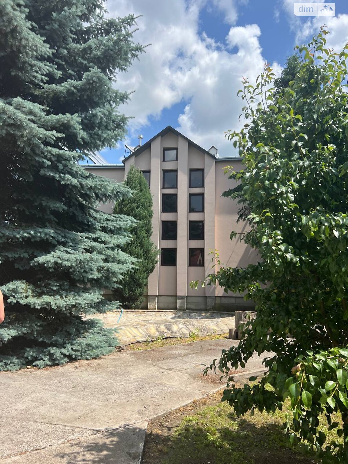 Продаж трикімнатної квартири в Дніпрі, на мас. Сокіл-1, район Соборний фото 1 Продаж трикімнатної квартири в Дніпрі, на мас. Сокіл-1, район Соборний фото 1
