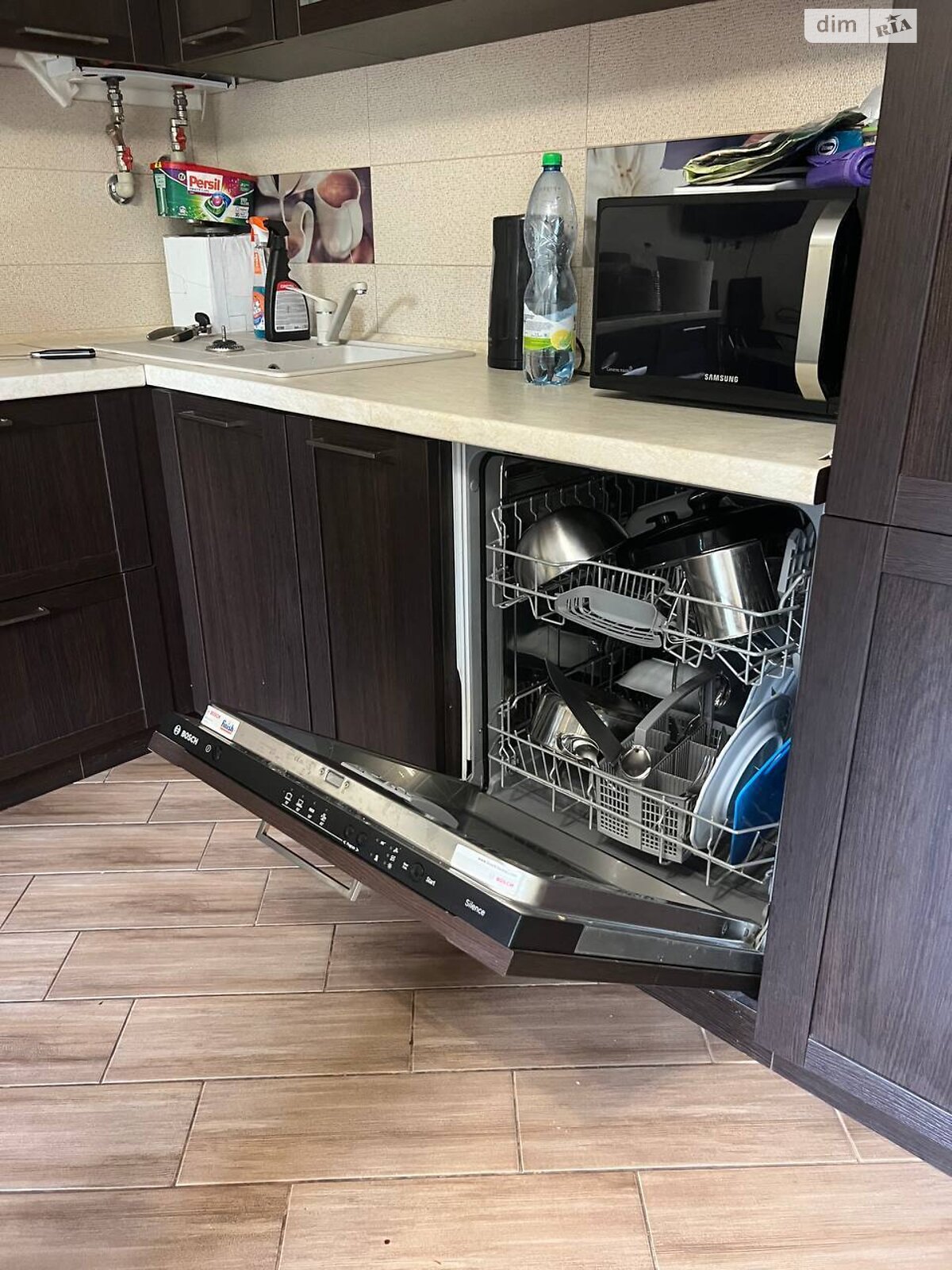 Продаж трикімнатної квартири в Дніпрі, на мас. Сокіл-1, район Соборний фото 1 Продаж трикімнатної квартири в Дніпрі, на мас. Сокіл-1, район Соборний фото 1