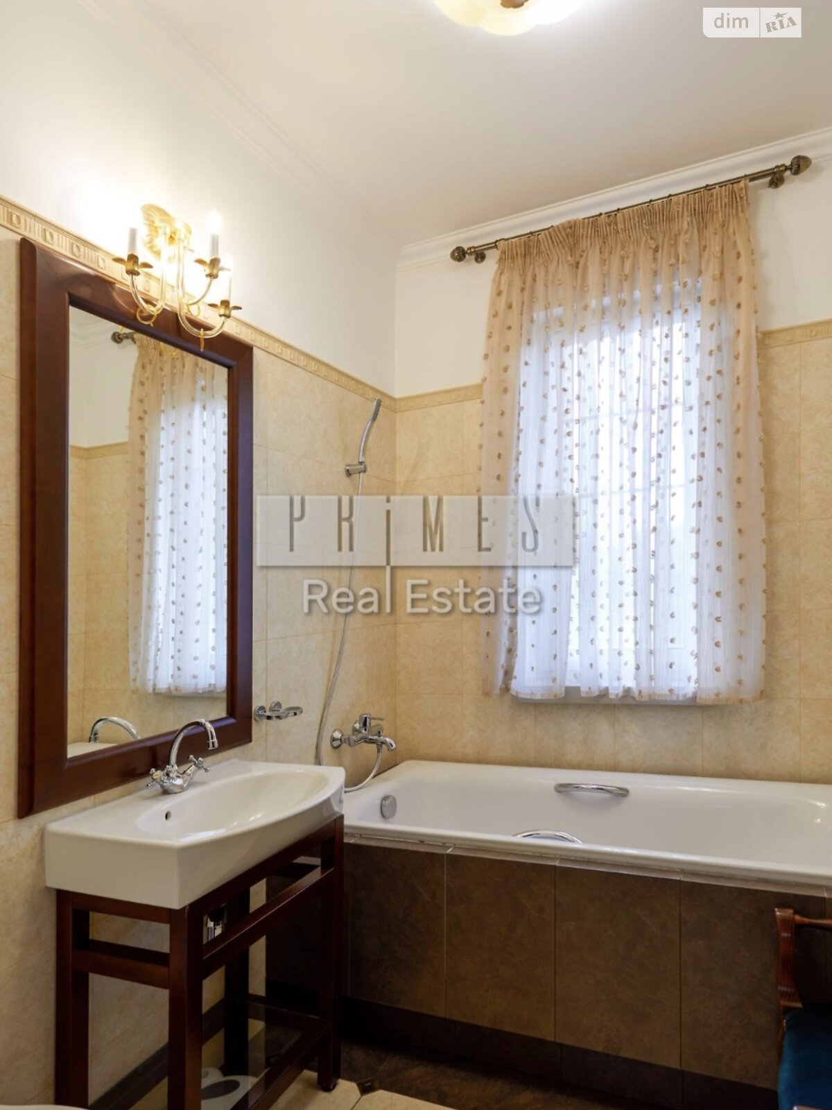 двухэтажный дом с верандой, 242.5 кв. м, кирпич. Продажа в Вите-Почтовой фото 1