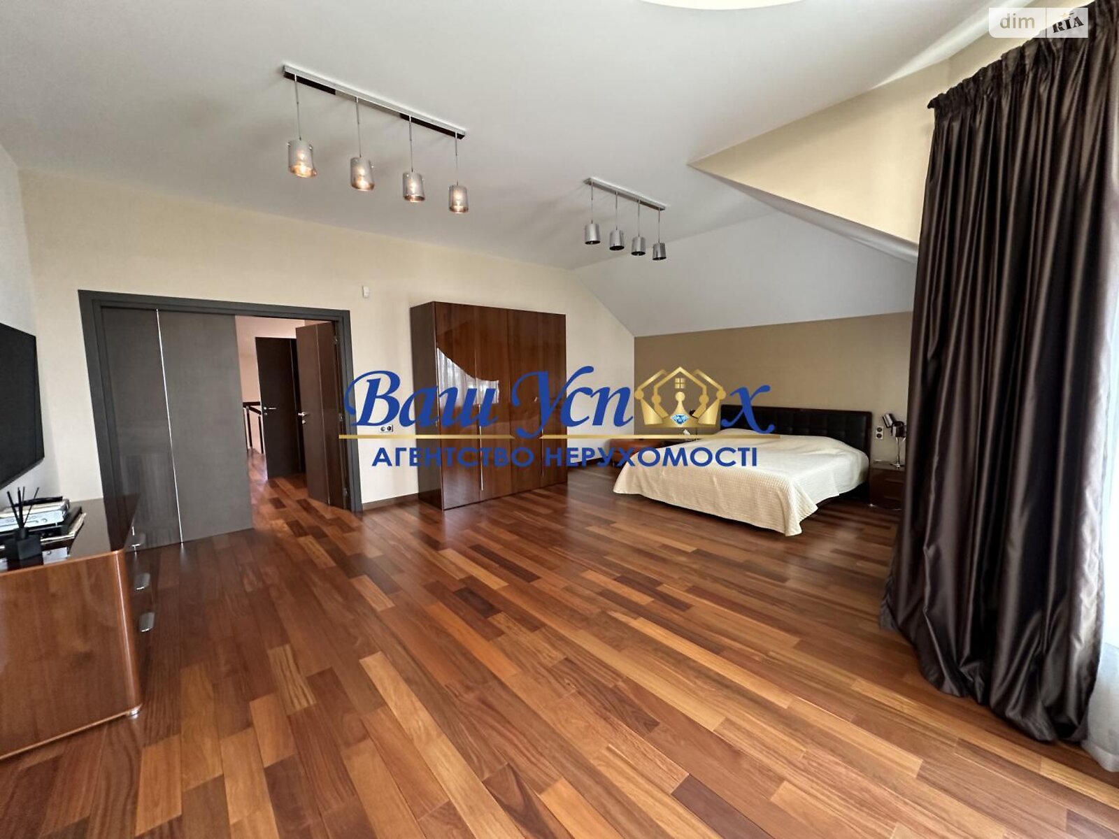 двухэтажный дом, 430 кв. м, кирпич. Продажа в Вите-Почтовой фото 1