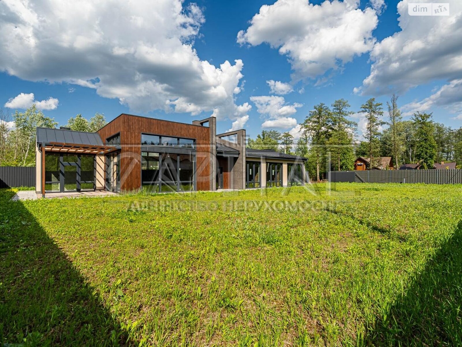 одноповерховий будинок, 198 кв. м, цегла. Продаж у Віті-Поштовій фото 1