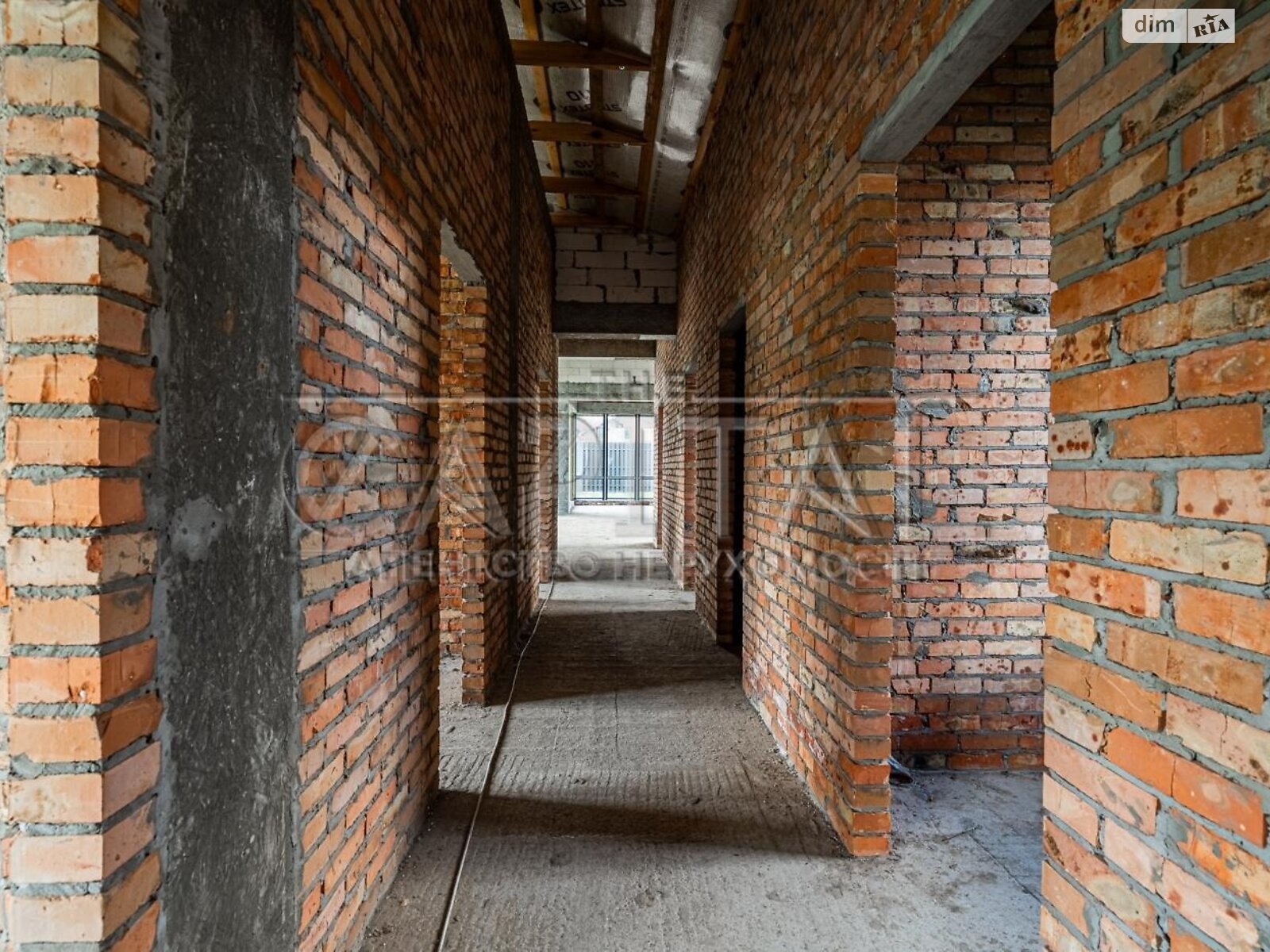 одноповерховий будинок, 198 кв. м, цегла. Продаж у Віті-Поштовій фото 1