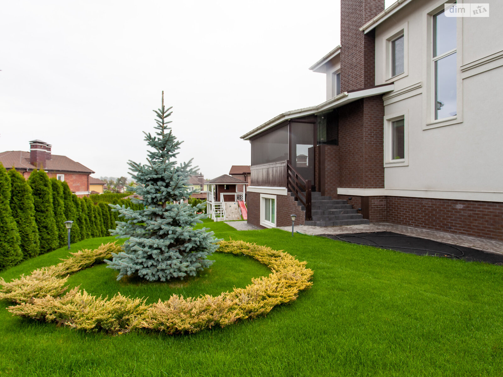 двухэтажный дом с гаражом, 365.8 кв. м, кирпич. Продажа в Вите-Почтовой фото 1 двухэтажный дом с гаражом, 365.8 кв. м, кирпич. Продажа в Вите-Почтовой фото 1