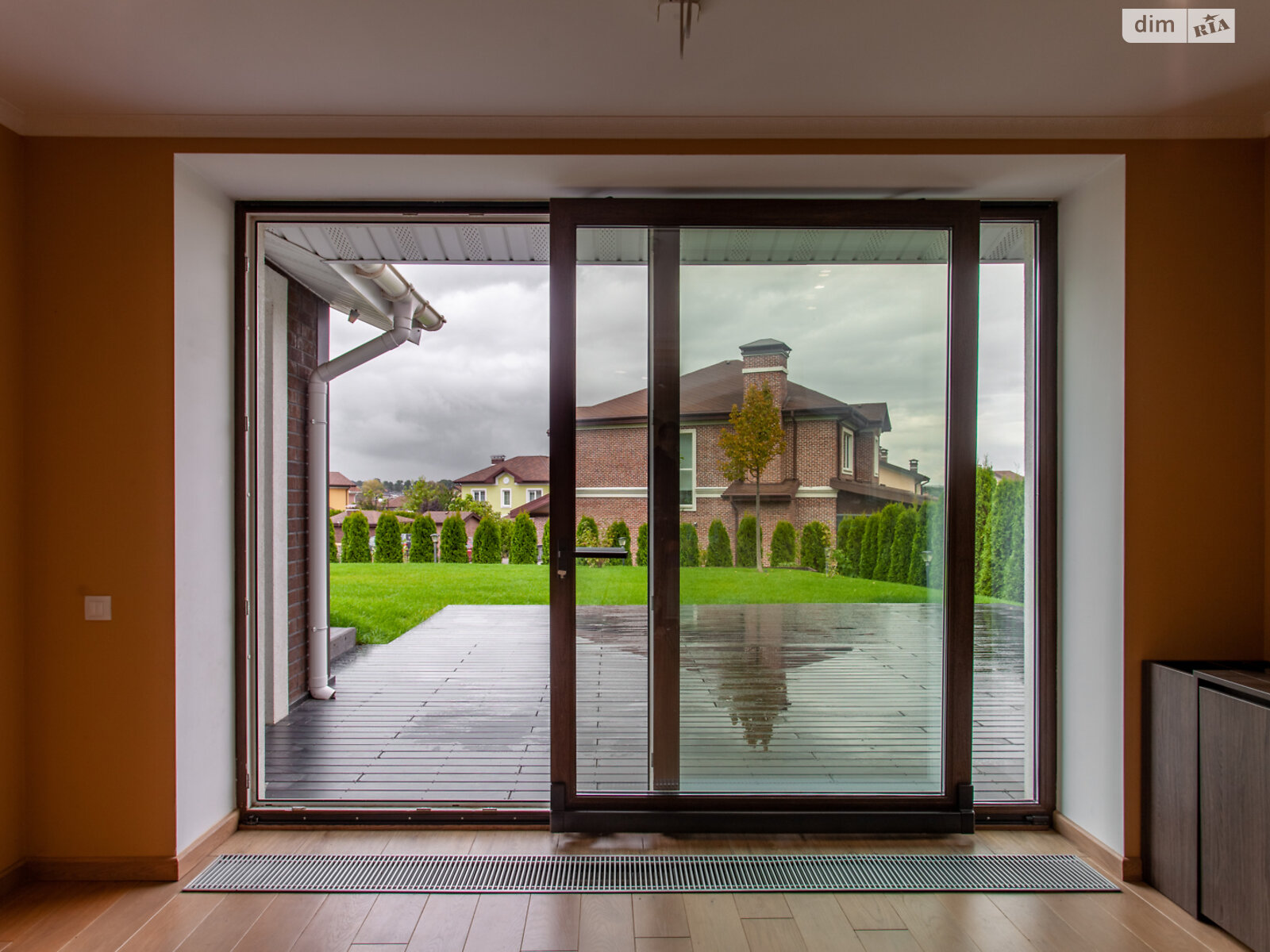 двухэтажный дом с гаражом, 365.8 кв. м, кирпич. Продажа в Вите-Почтовой фото 1 двухэтажный дом с гаражом, 365.8 кв. м, кирпич. Продажа в Вите-Почтовой фото 1