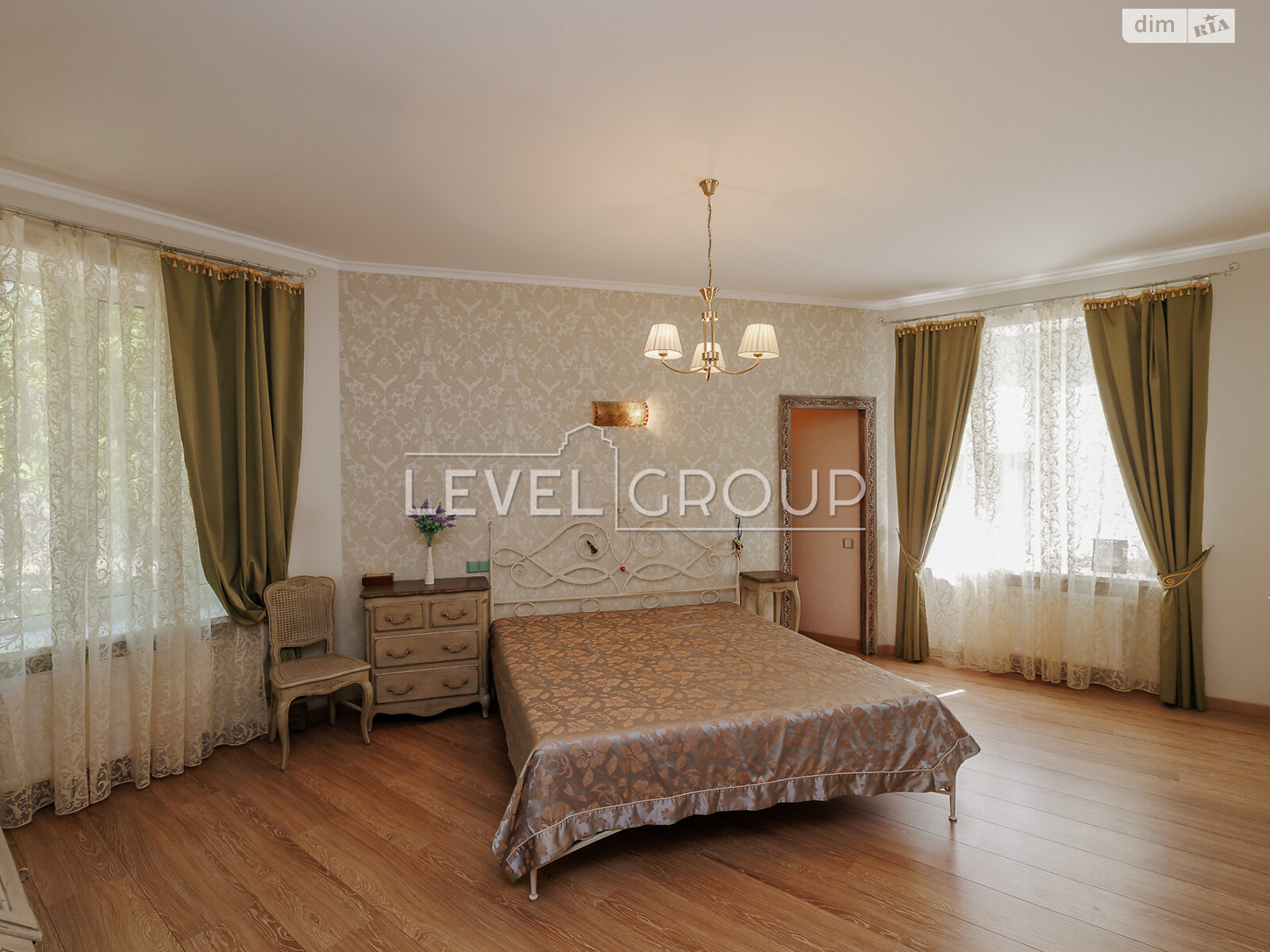 трехэтажный дом с гаражом, 365 кв. м, кирпич. Продажа в Вите-Почтовой фото 1 трехэтажный дом с гаражом, 365 кв. м, кирпич. Продажа в Вите-Почтовой фото 1