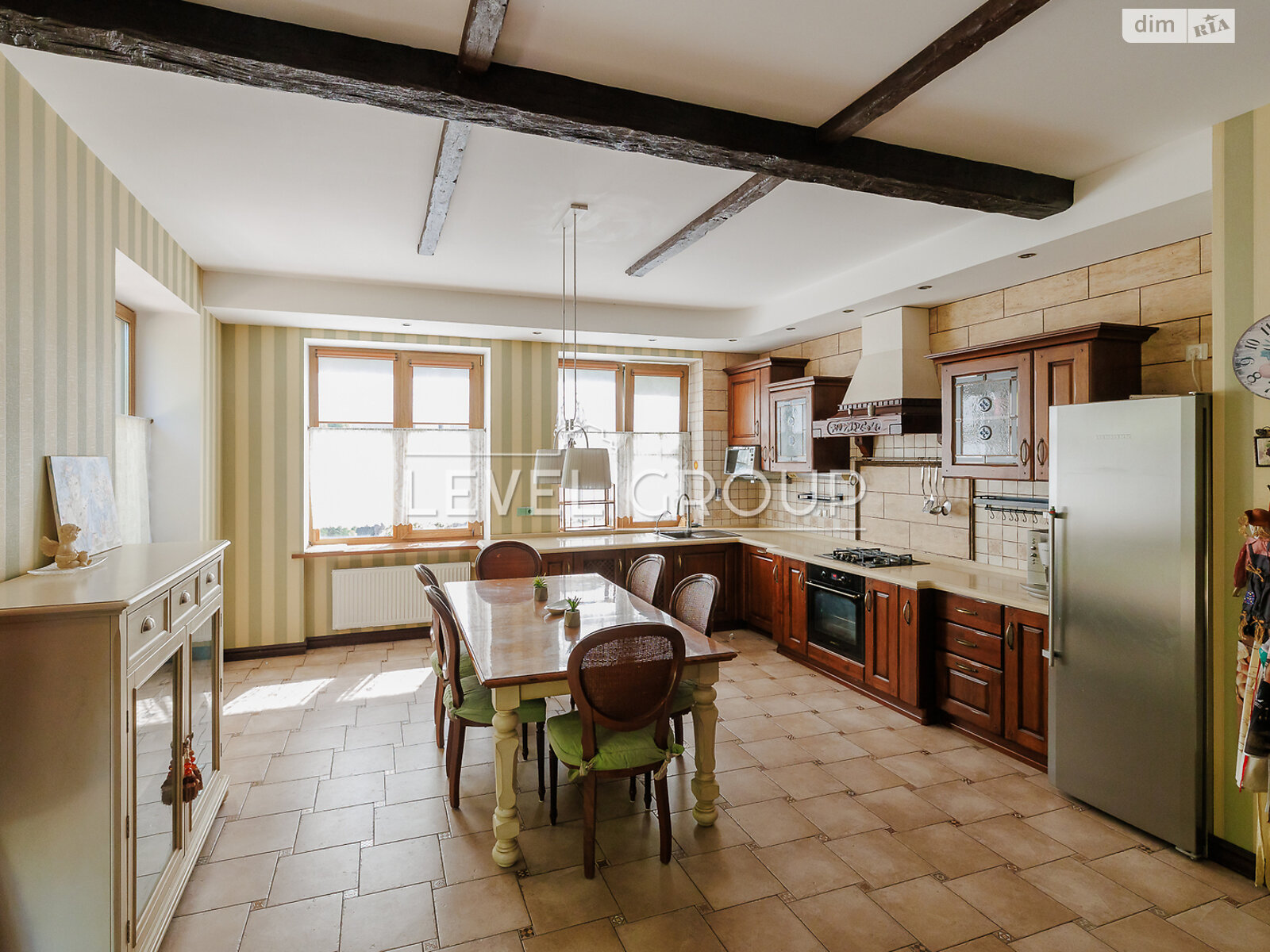 трехэтажный дом с гаражом, 365 кв. м, кирпич. Продажа в Вите-Почтовой фото 1 трехэтажный дом с гаражом, 365 кв. м, кирпич. Продажа в Вите-Почтовой фото 1