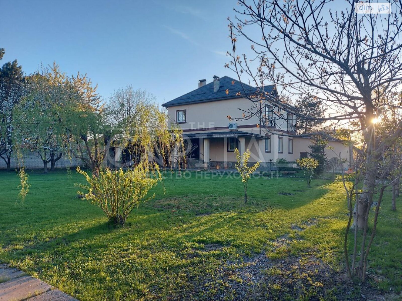двухэтажный дом с мансардой, 250 кв. м, кирпич. Продажа в Вите-Почтовой фото 1 двухэтажный дом с мансардой, 250 кв. м, кирпич. Продажа в Вите-Почтовой фото 1