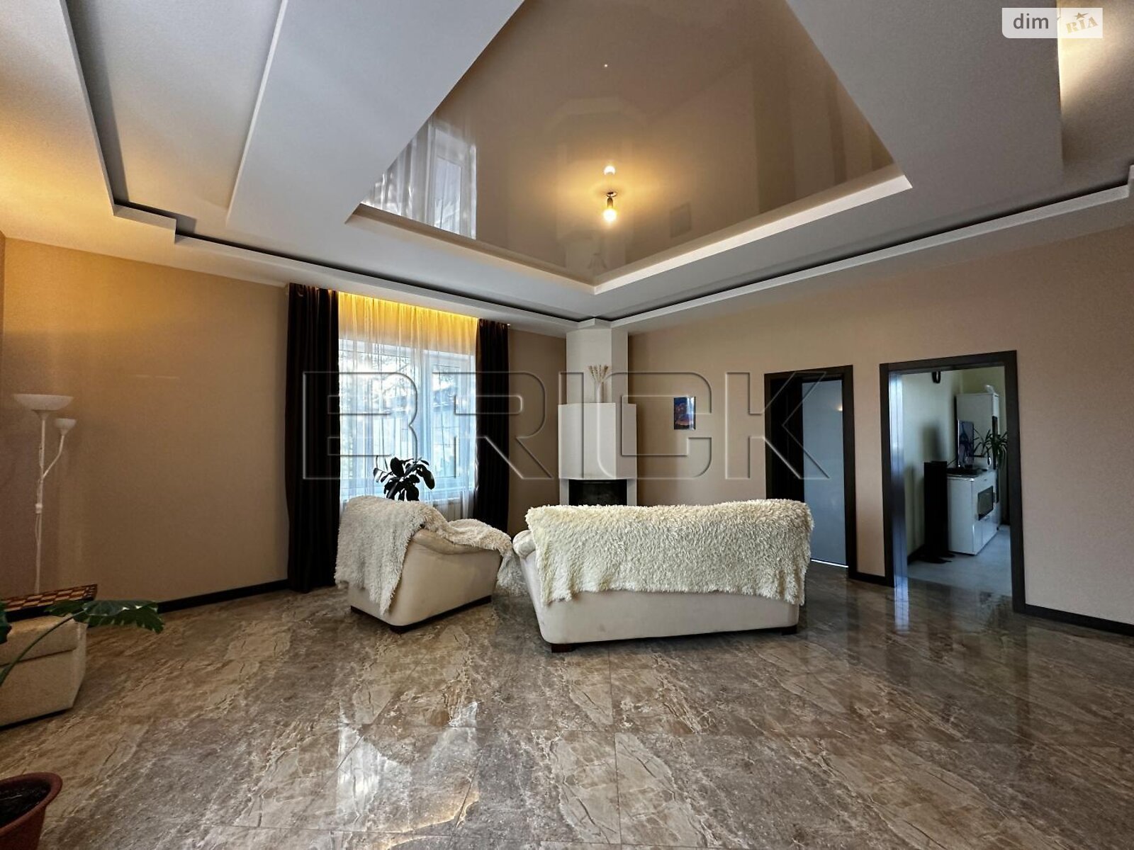 двухэтажный дом с мансардой, 280 кв. м, шлакоблок. Продажа в Вите-Почтовой фото 1 двухэтажный дом с мансардой, 280 кв. м, шлакоблок. Продажа в Вите-Почтовой фото 1