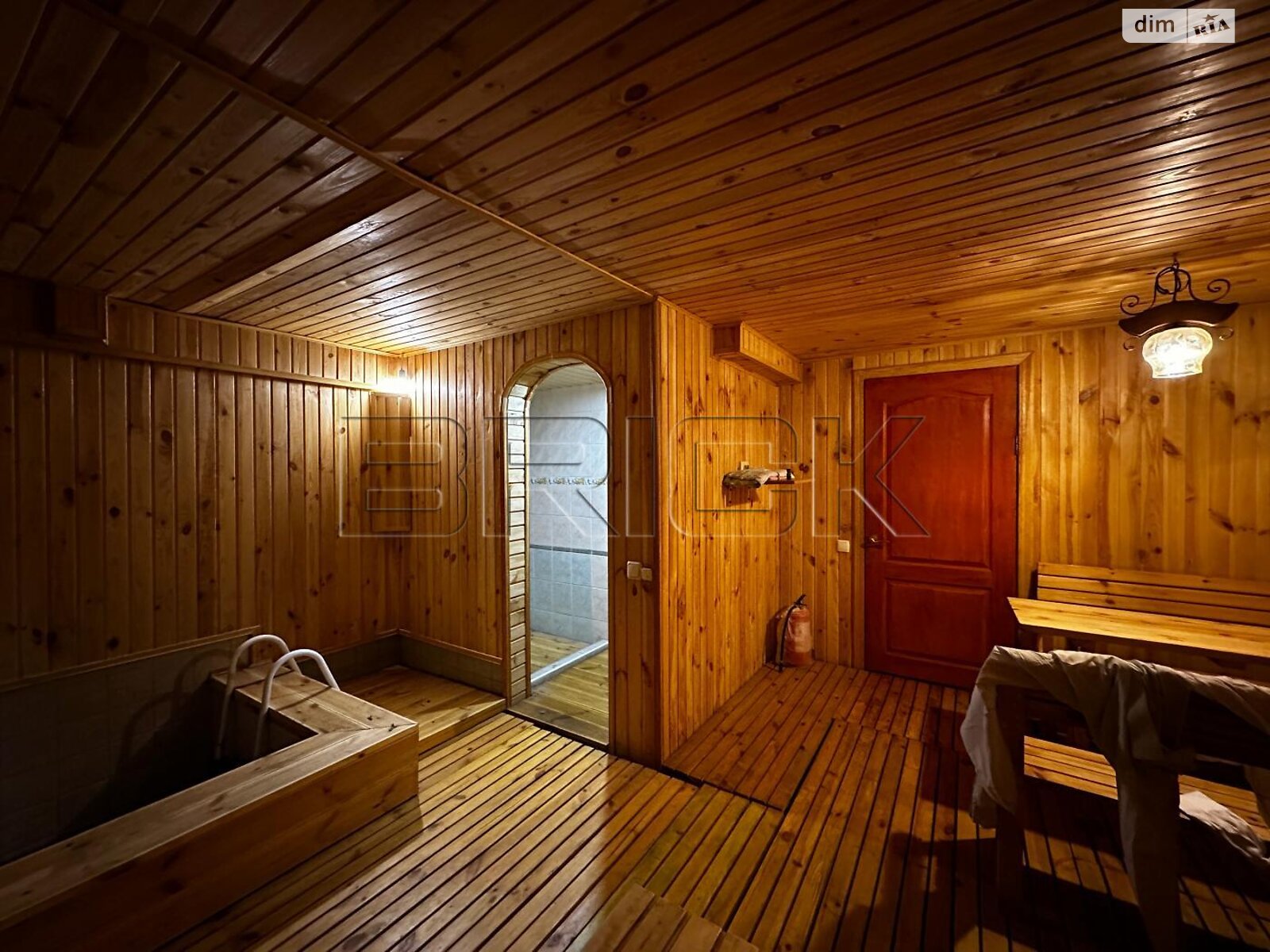 двухэтажный дом с мансардой, 280 кв. м, шлакоблок. Продажа в Вите-Почтовой фото 1 двухэтажный дом с мансардой, 280 кв. м, шлакоблок. Продажа в Вите-Почтовой фото 1