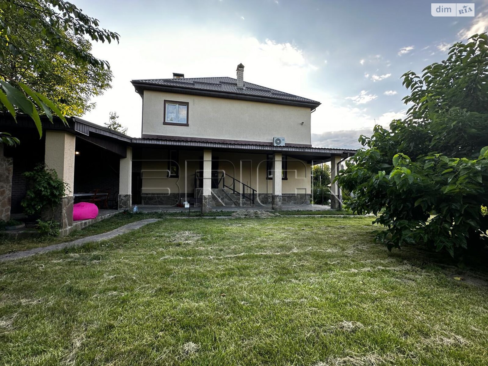 двухэтажный дом с мансардой, 280 кв. м, шлакоблок. Продажа в Вите-Почтовой фото 1 двухэтажный дом с мансардой, 280 кв. м, шлакоблок. Продажа в Вите-Почтовой фото 1