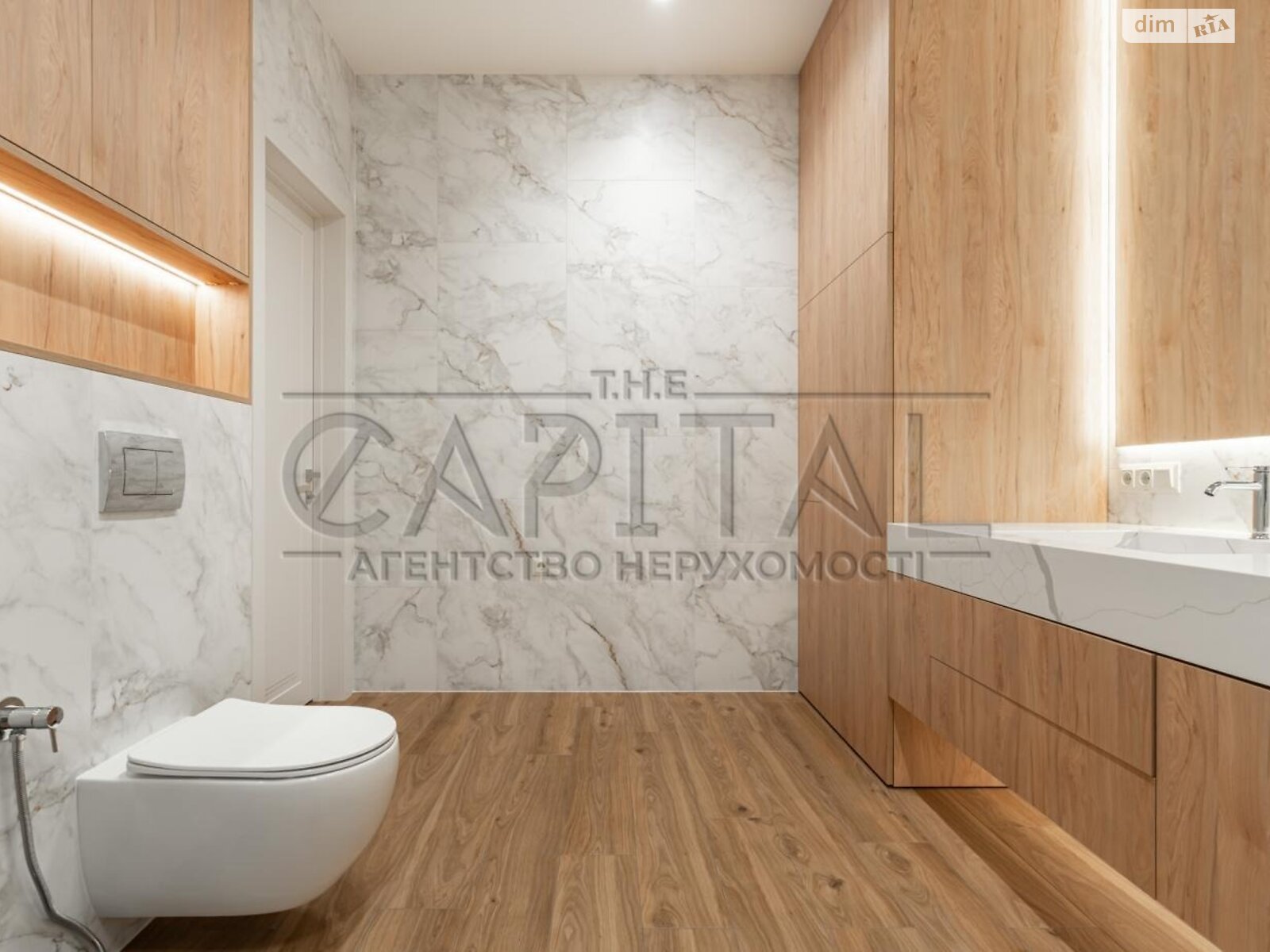 двухэтажный дом с ремонтом, 220 кв. м, кирпич. Продажа в Вите-Почтовой фото 1