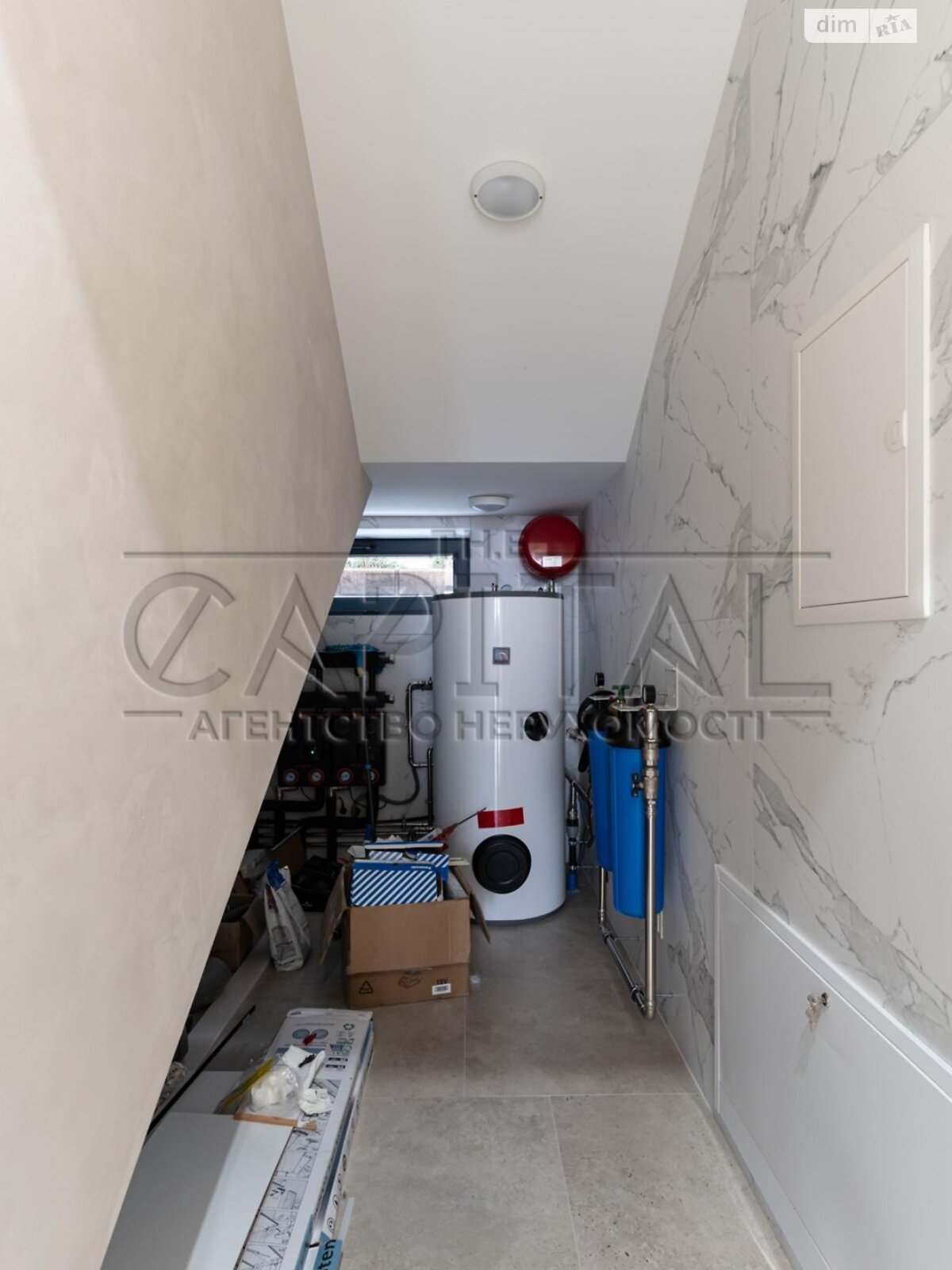 двухэтажный дом с ремонтом, 220 кв. м, кирпич. Продажа в Вите-Почтовой фото 1