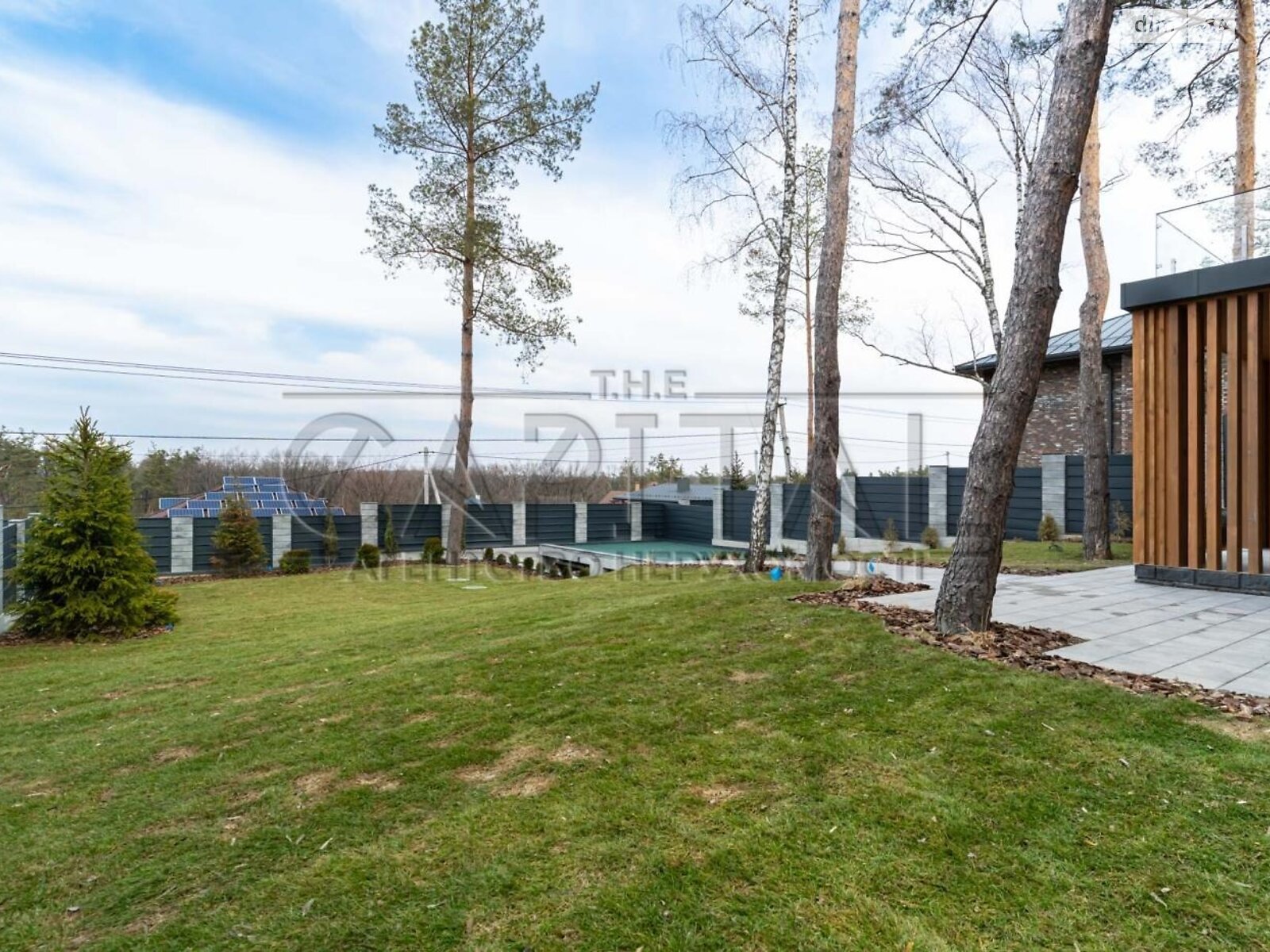 двухэтажный дом с ремонтом, 220 кв. м, кирпич. Продажа в Вите-Почтовой фото 1