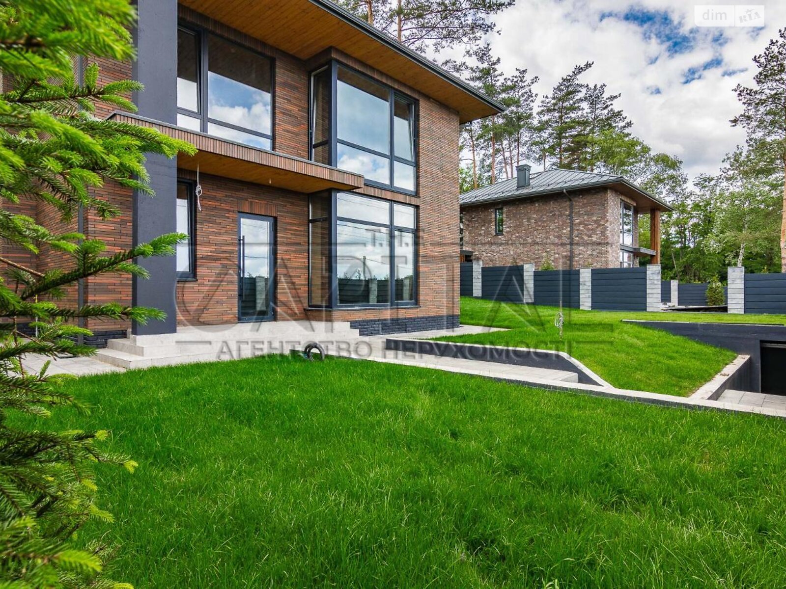 двоповерховий будинок з балконом, 257 кв. м, цегла. Продаж у Віті-Поштовій фото 1 двоповерховий будинок з балконом, 257 кв. м, цегла. Продаж у Віті-Поштовій фото 1