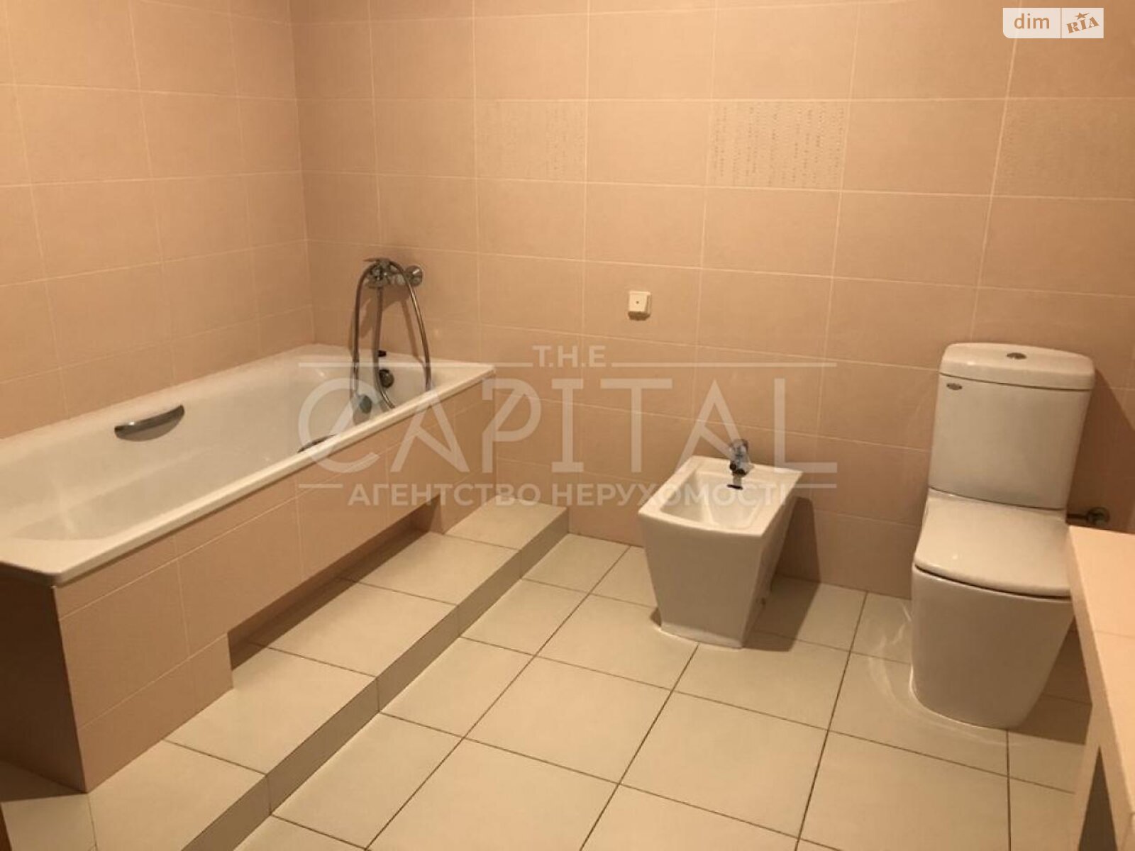 трехэтажный дом с гаражом, 500 кв. м, кирпич. Продажа в Вите-Почтовой фото 1 трехэтажный дом с гаражом, 500 кв. м, кирпич. Продажа в Вите-Почтовой фото 1