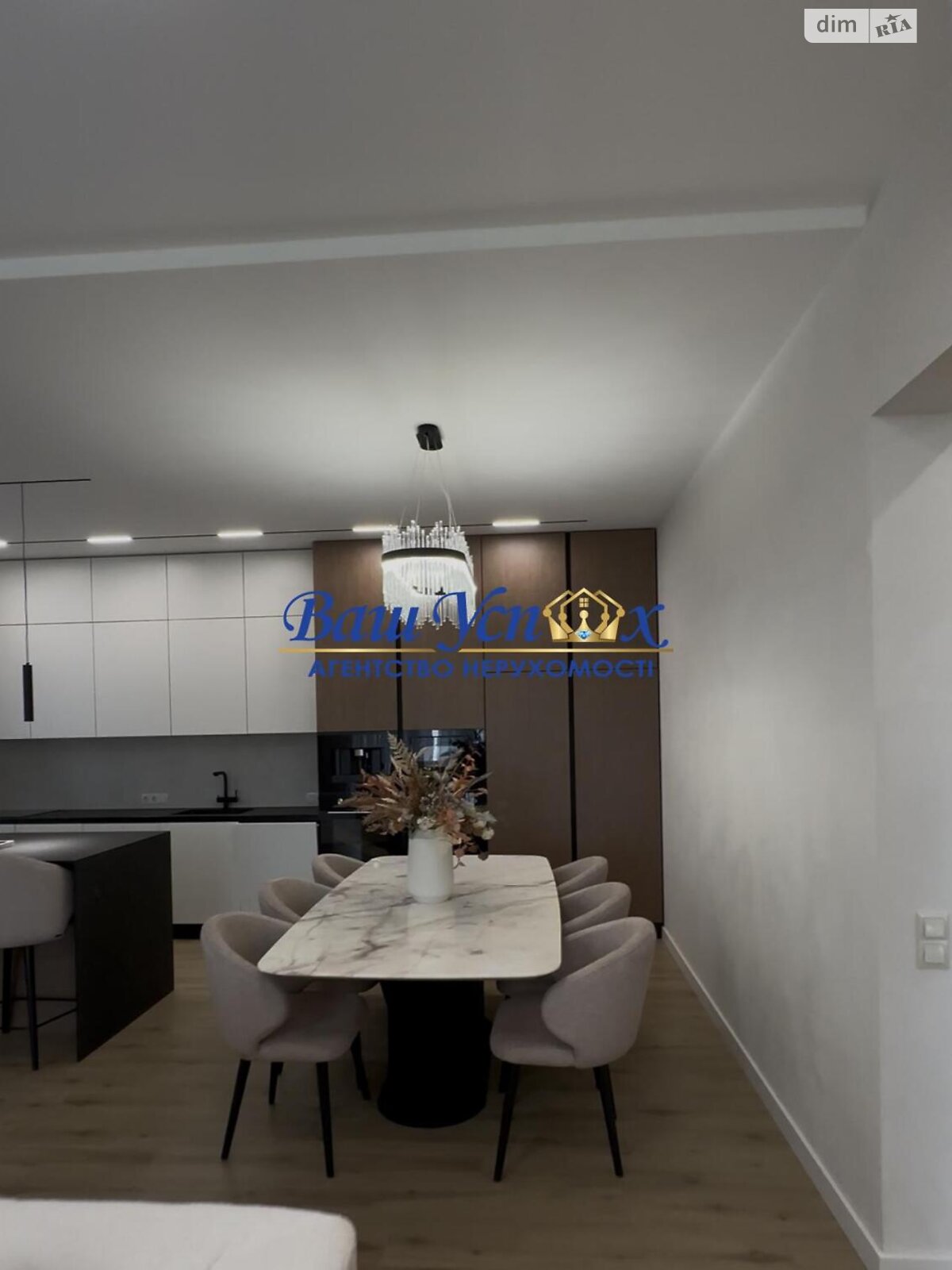 двухэтажный дом, 235 кв. м, кирпич. Продажа в Вите-Почтовой фото 1